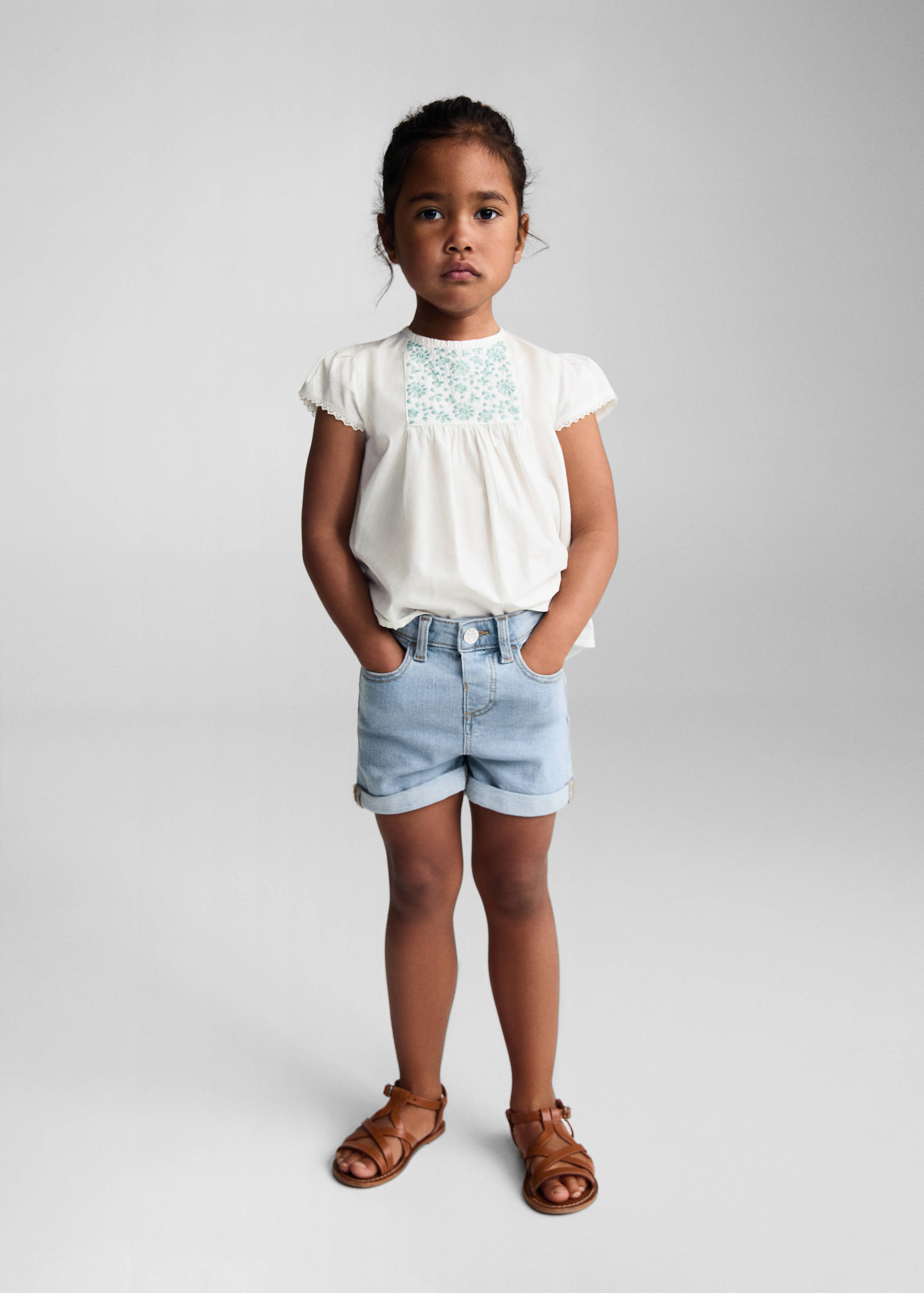 Rolled-up hem denim shorts - General plane