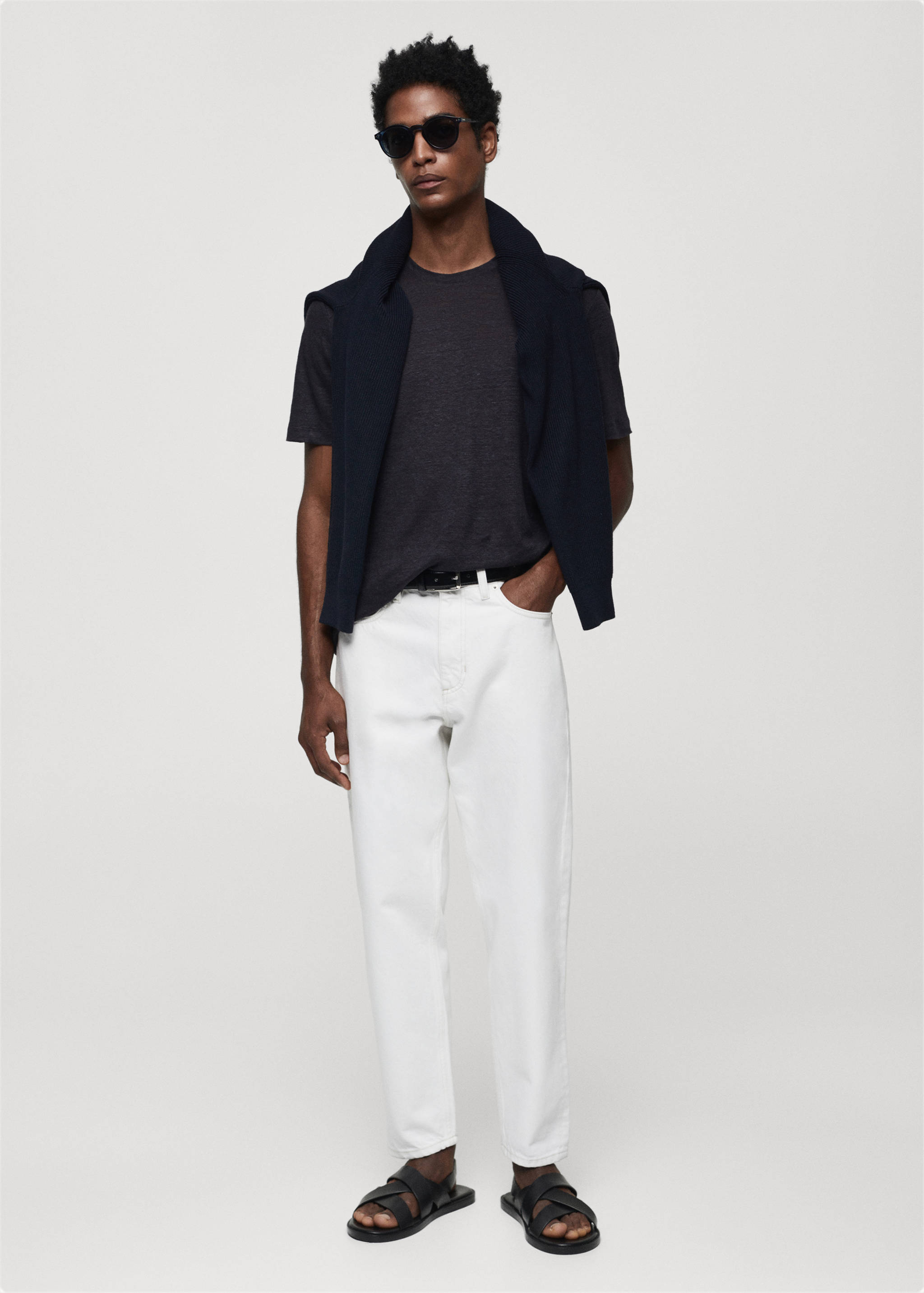 T-shirt slim-fit 100 % lin - Plan général