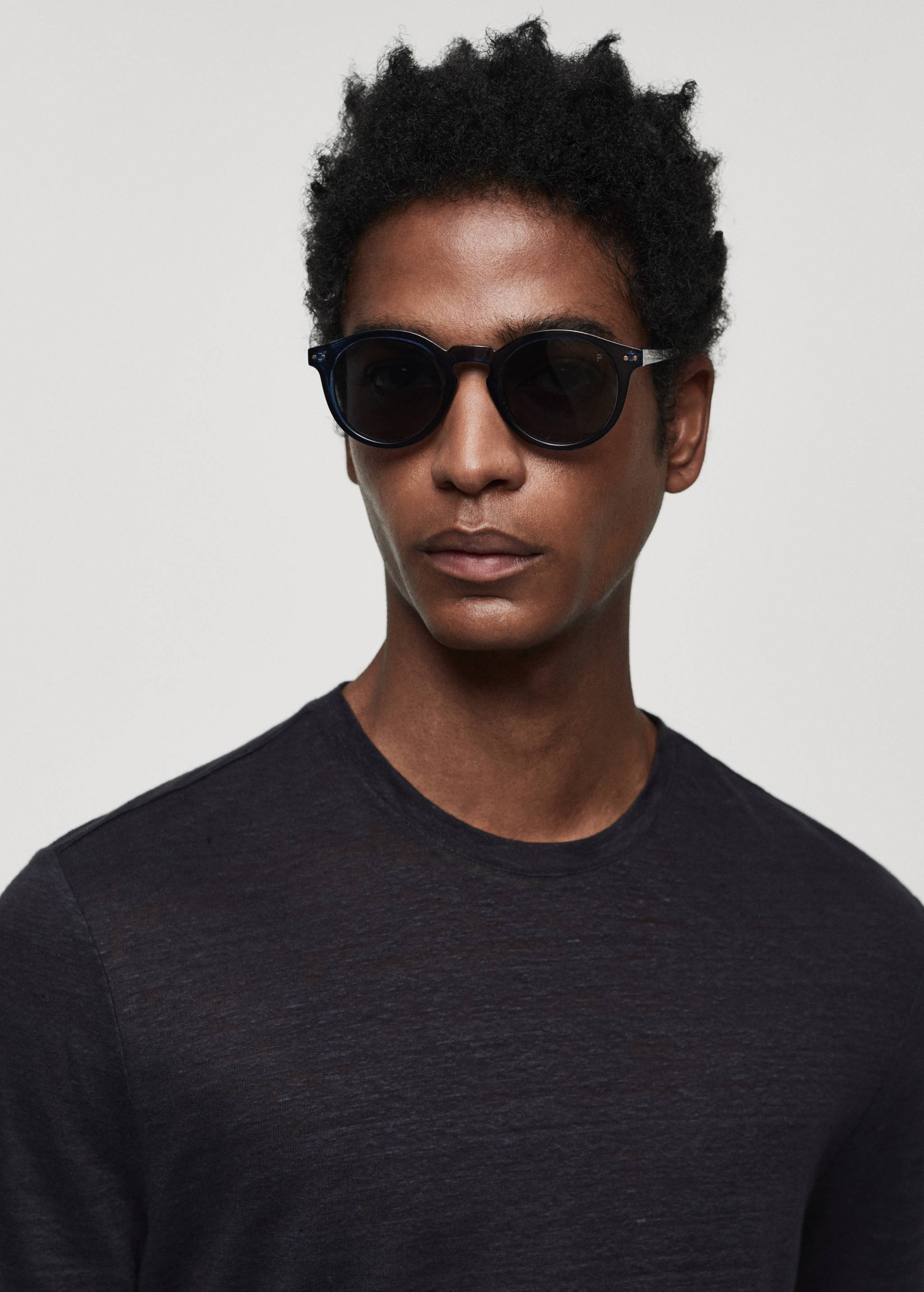 T-shirt slim-fit 100 % lin - Détail de l'article 1