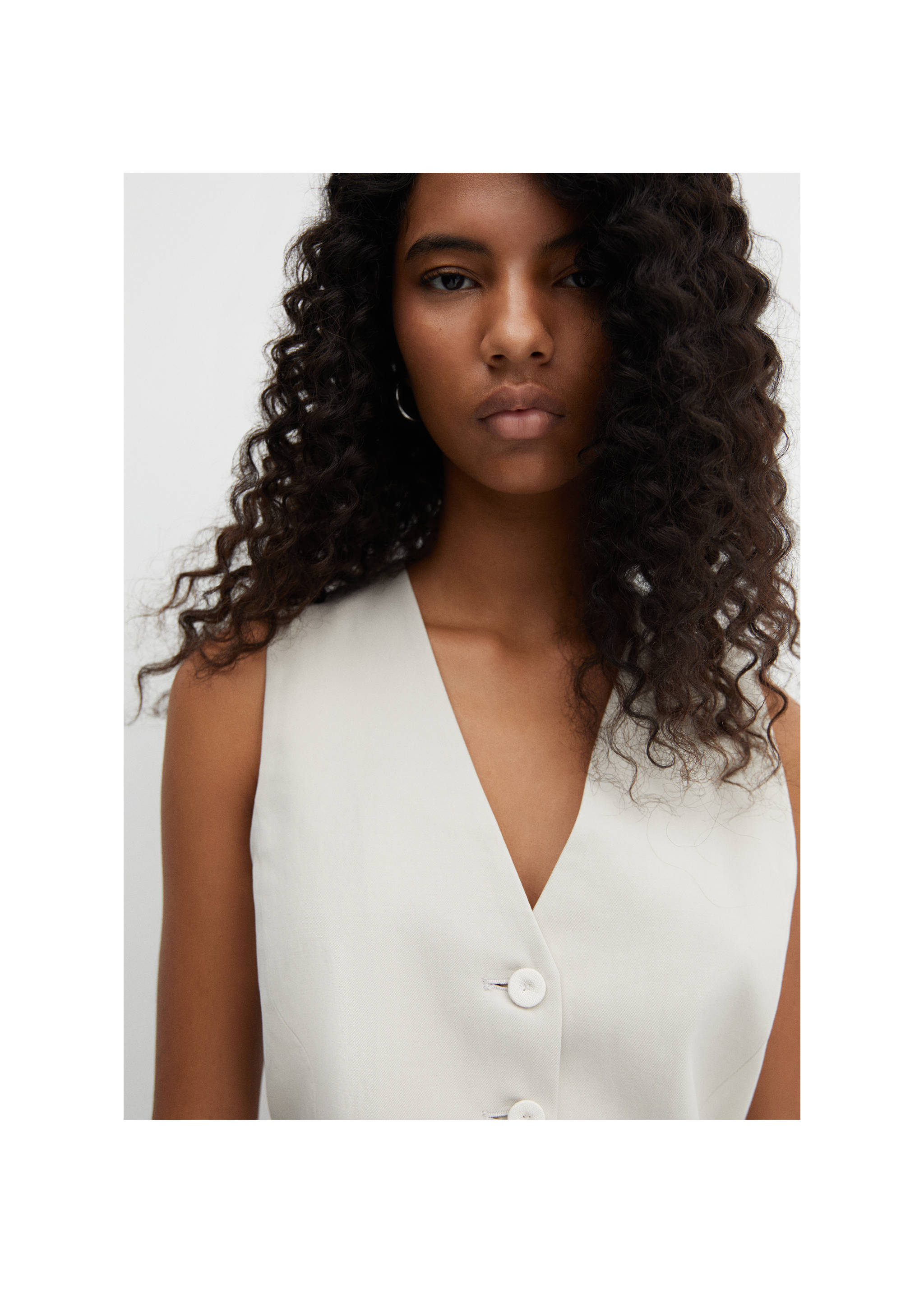 Suit waistcoat with buttons - Details of the article 1, Light/Pastel Grey. Ref: 67066331-00.