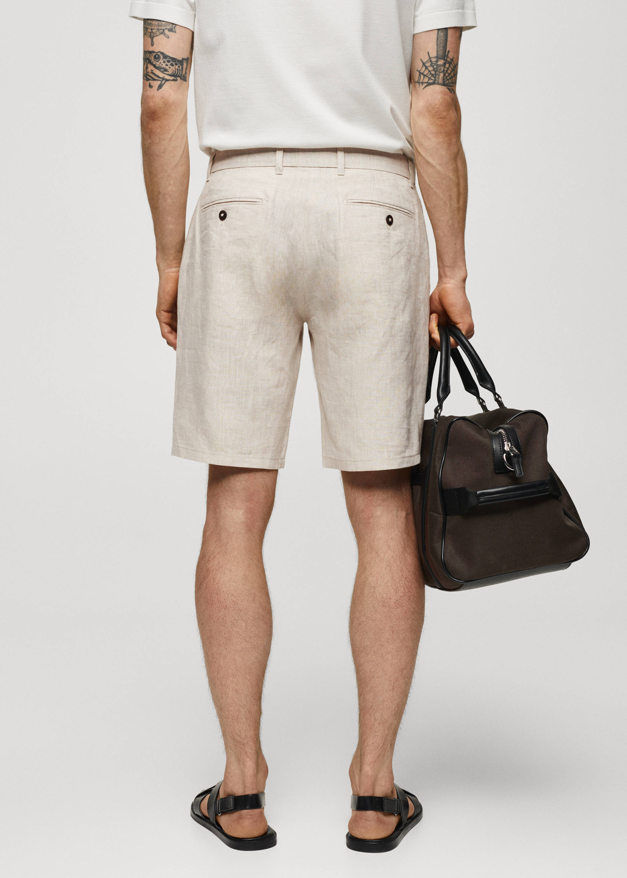 Bermudas slim fit 100% lino - Reverso del artículo