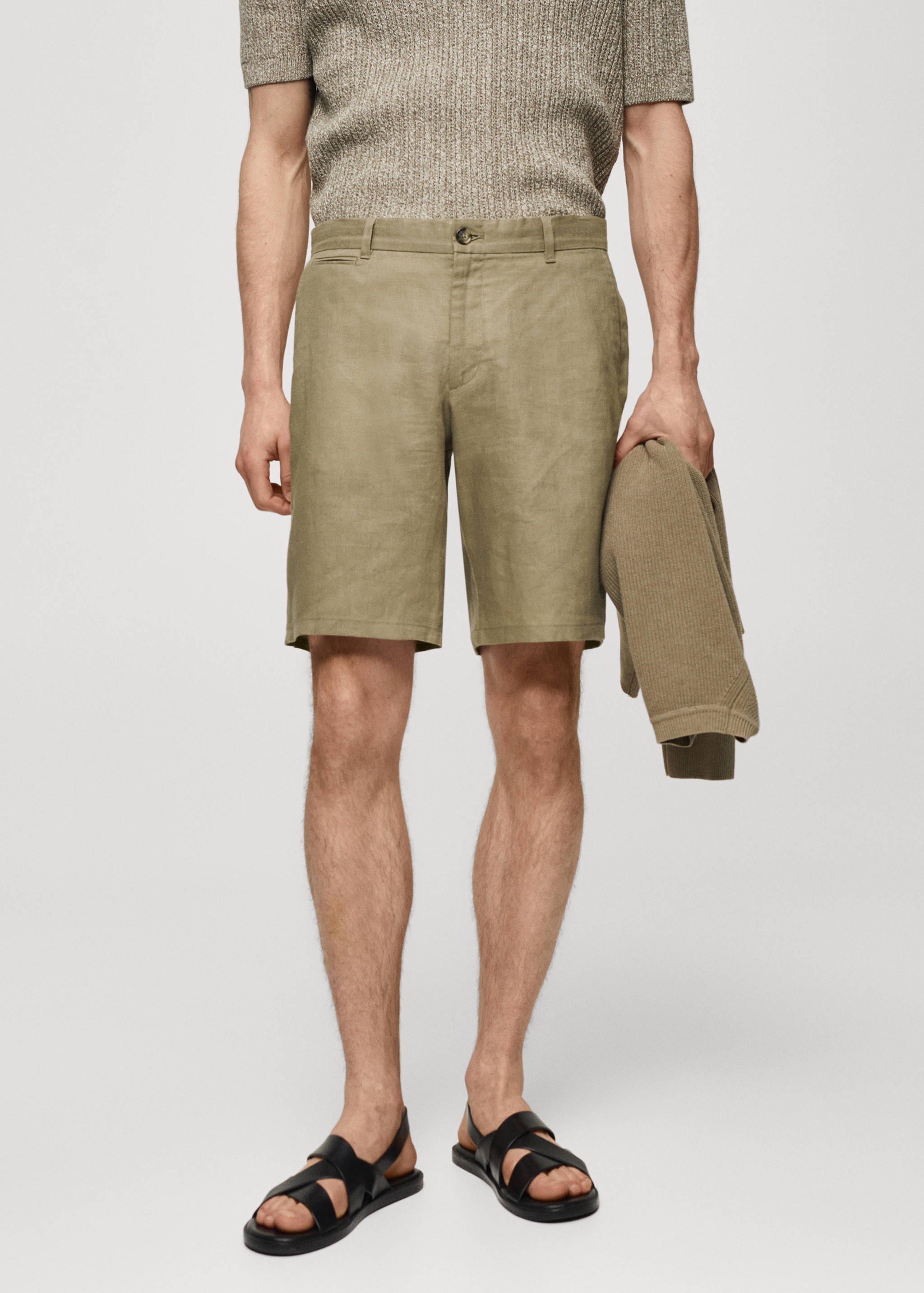 Bermudas slim fit 100% lino - Plano medio