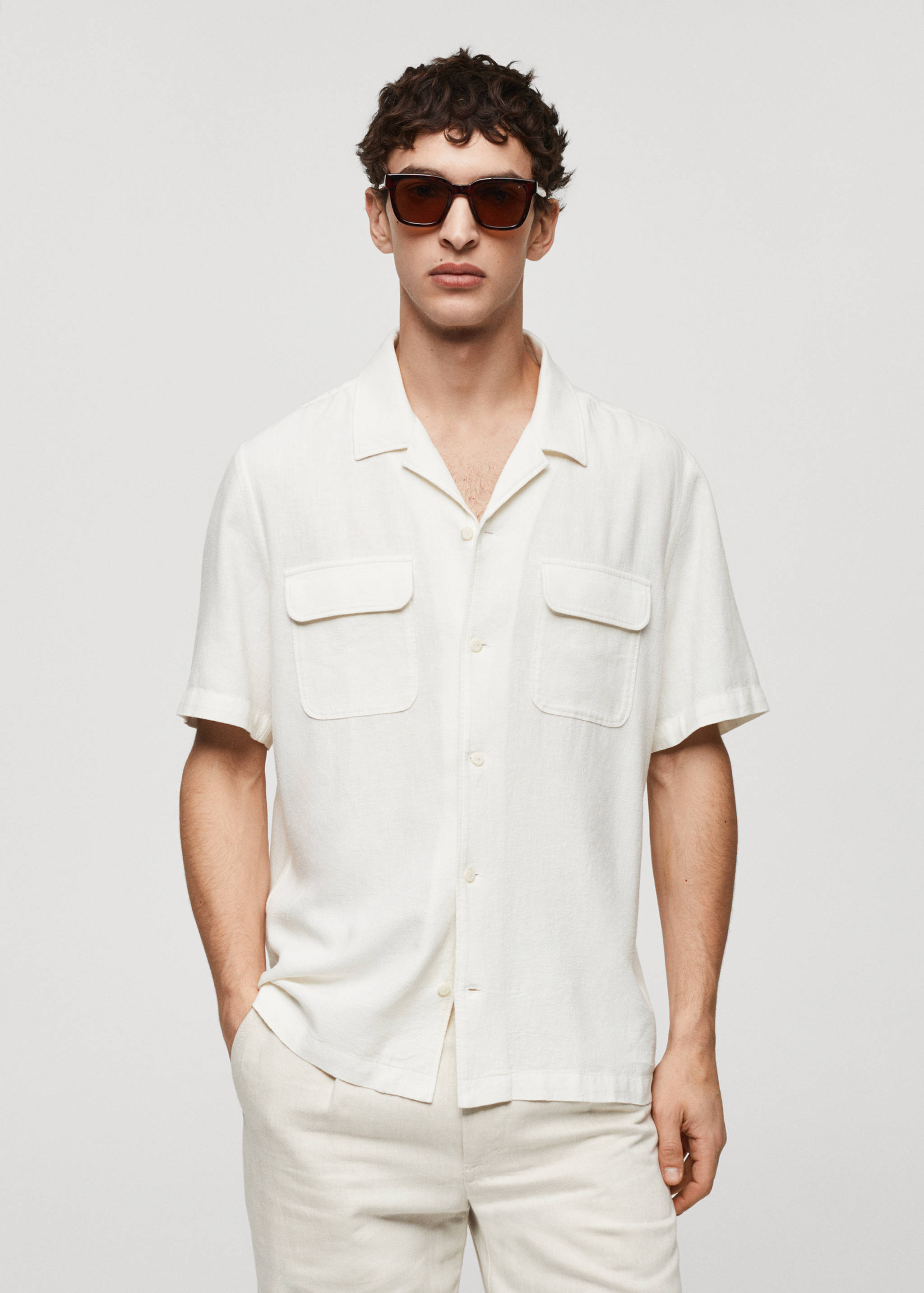 Linen shirt with bowling collar and pockets - Medium plane