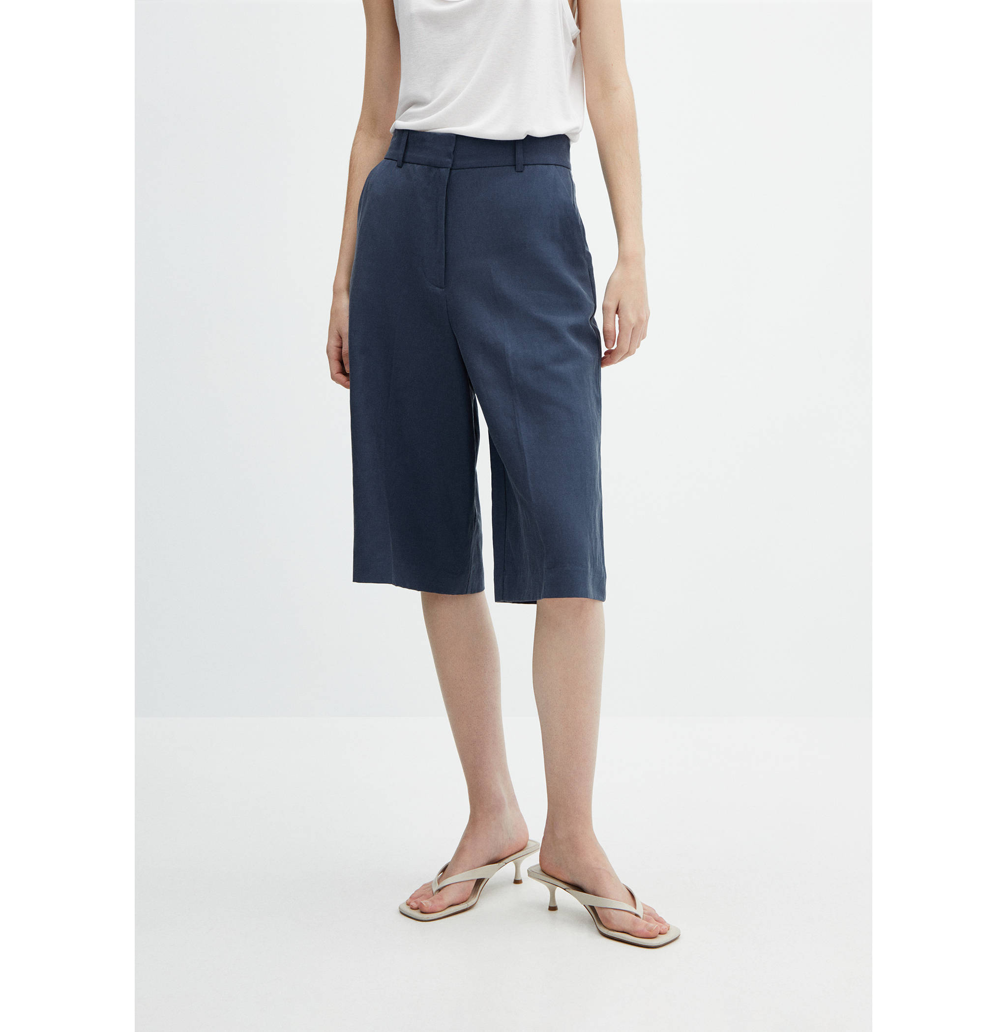 Lyocell pleated bermuda shorts - Medium plane