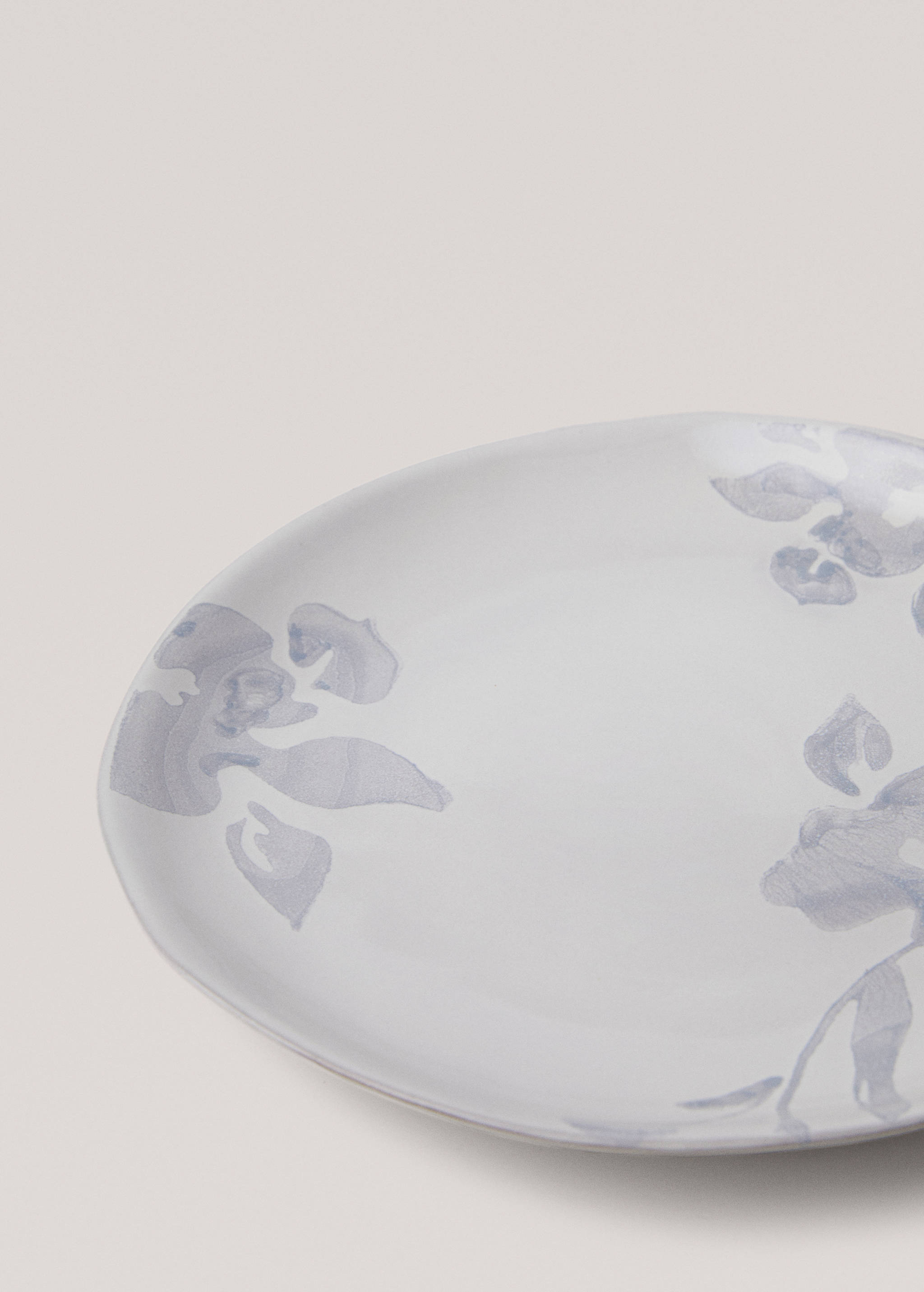 Tiefer Teller aus Terrakotta mit Blumendesign - Detail des Artikels 1