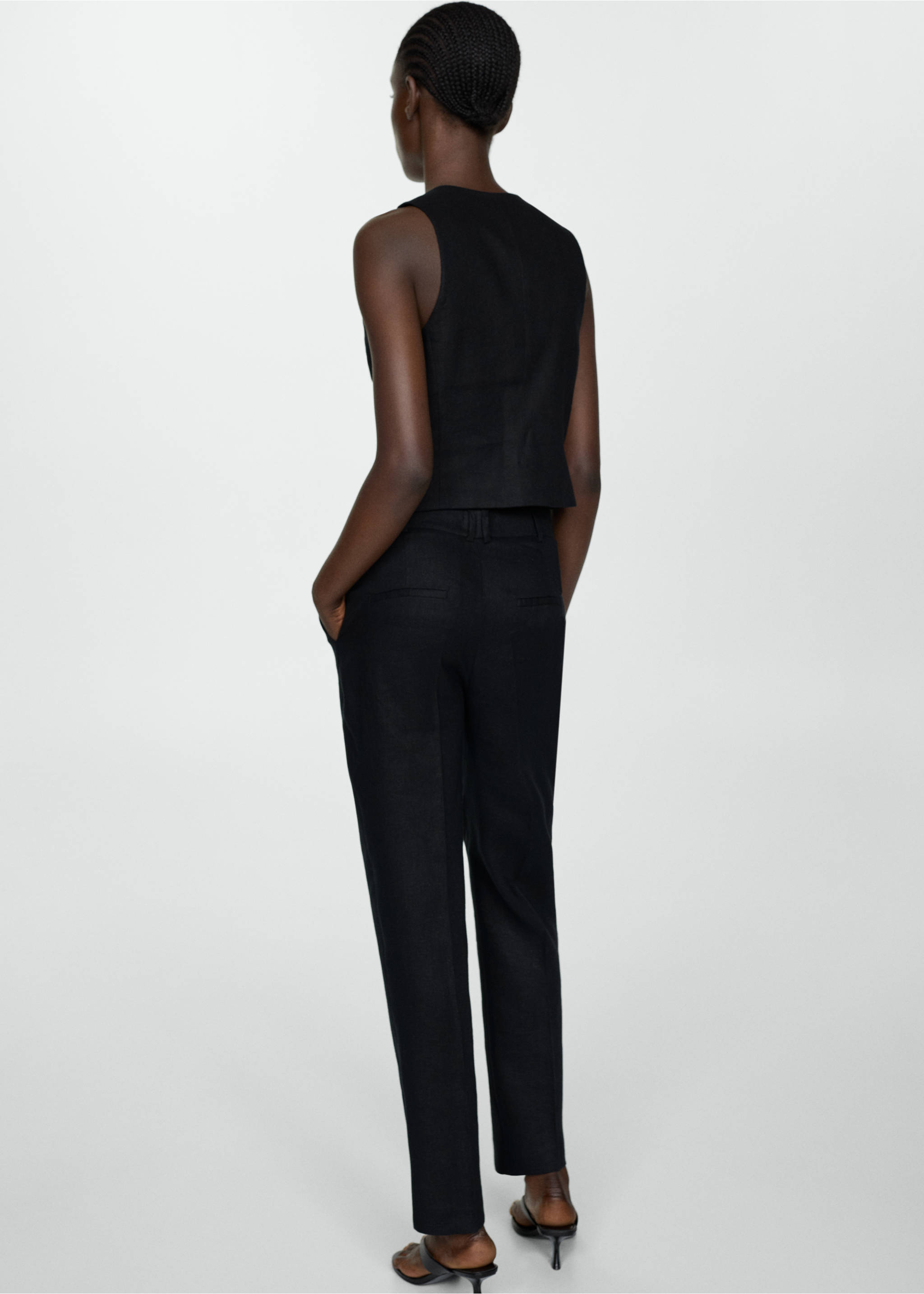 Linen suit waistcoat - Reverse of the article, Black. Ref: 67067112-00.