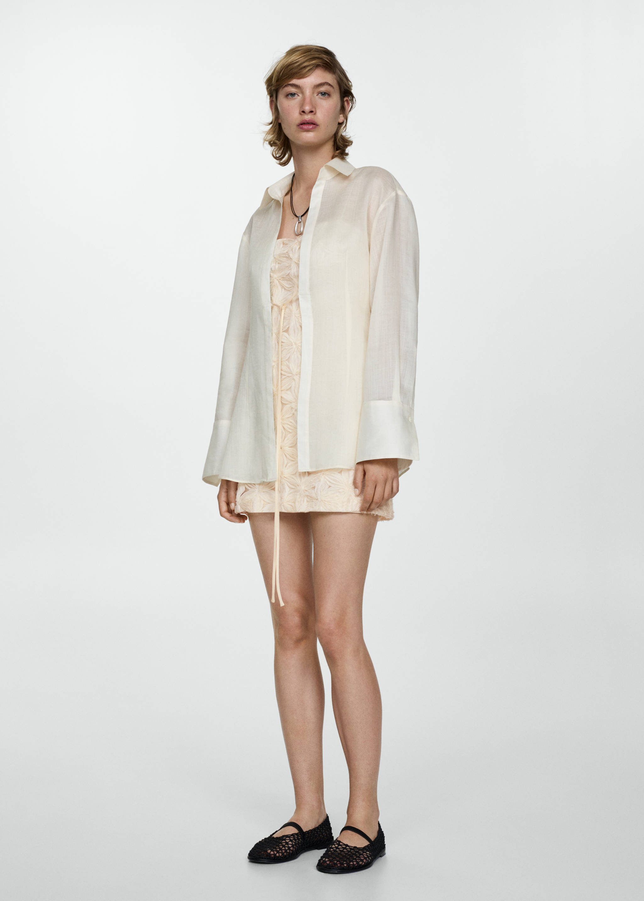 Kleid mit Blumentextur - Allgemeine Ansicht