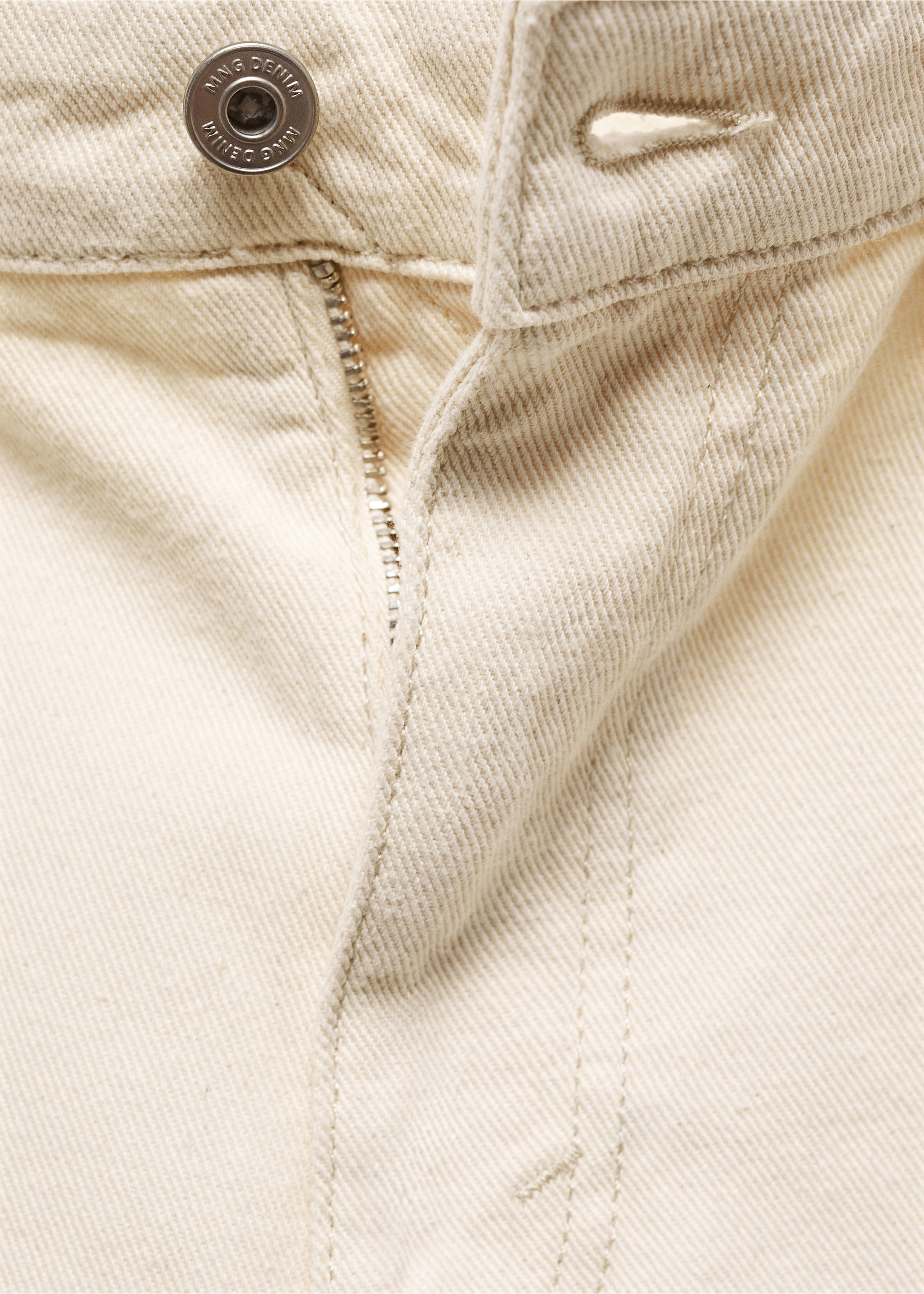 Bermudas denim regular fit - Detalle del artículo 8, Crudo. Ref: 67067685-00.
