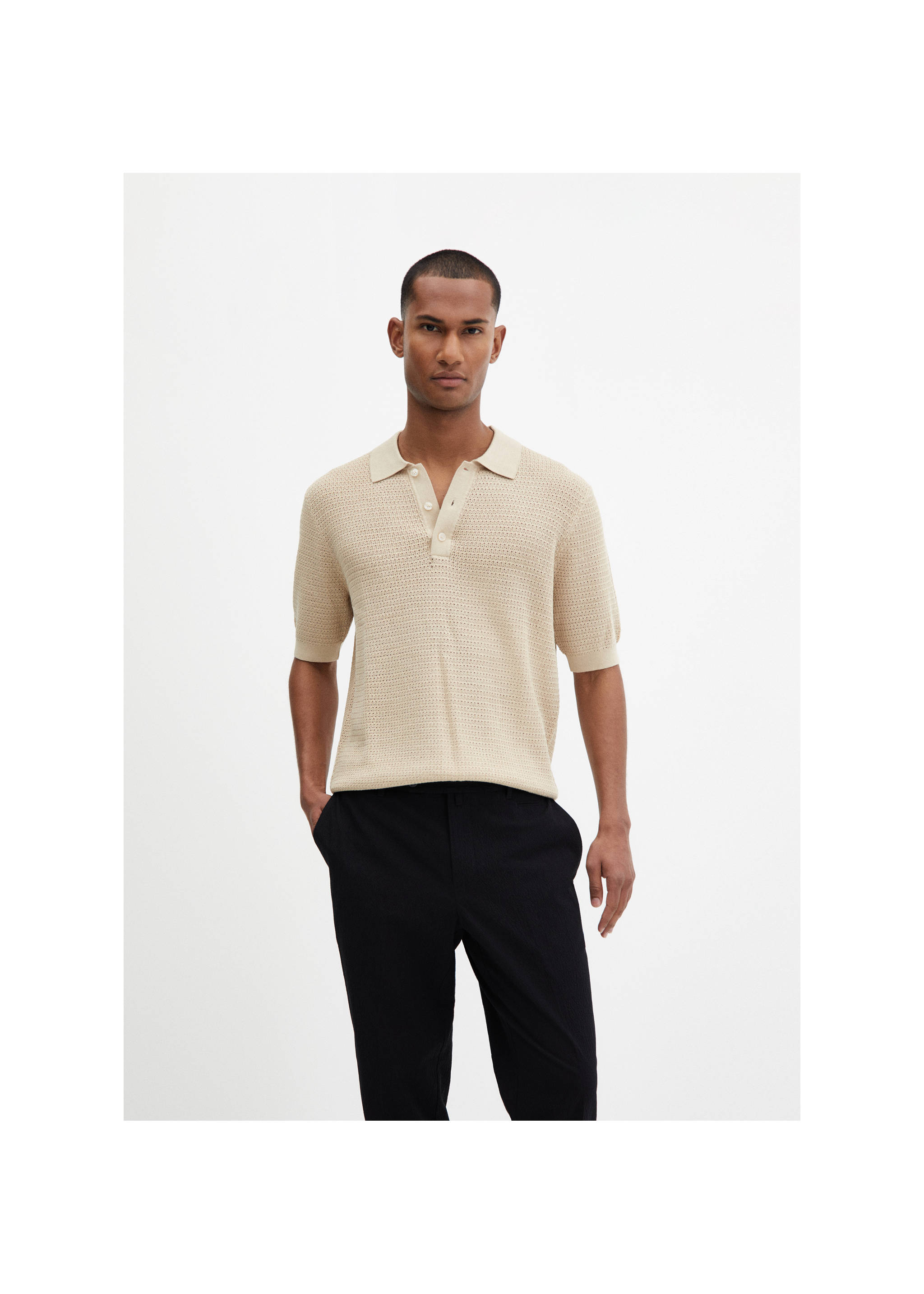 Polo maille ajourée - Plan moyen, Beige. Ref: 67067698-00.