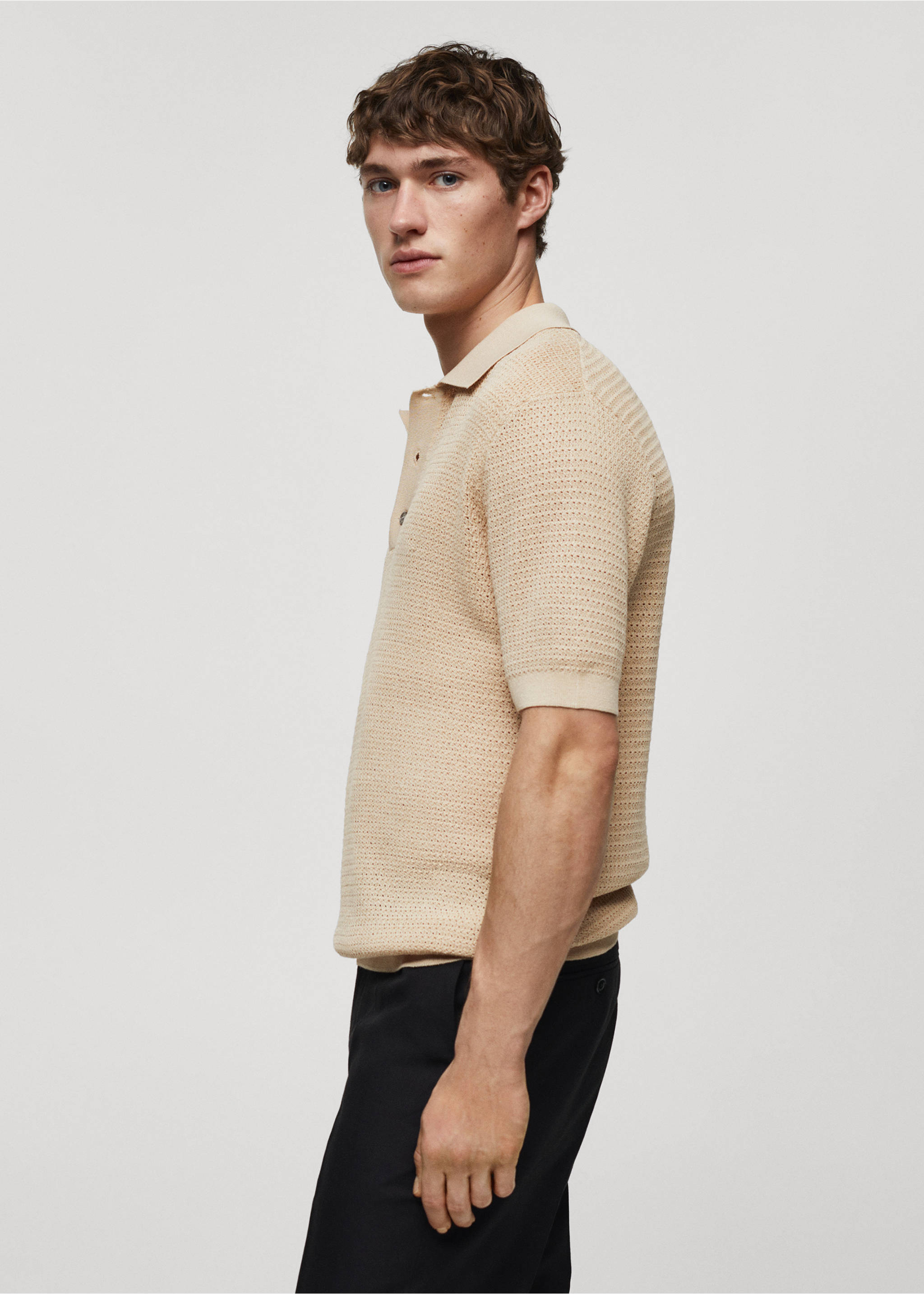 Polo maille ajourée - Détail de l'article 2, Beige. Ref: 67067698-00.