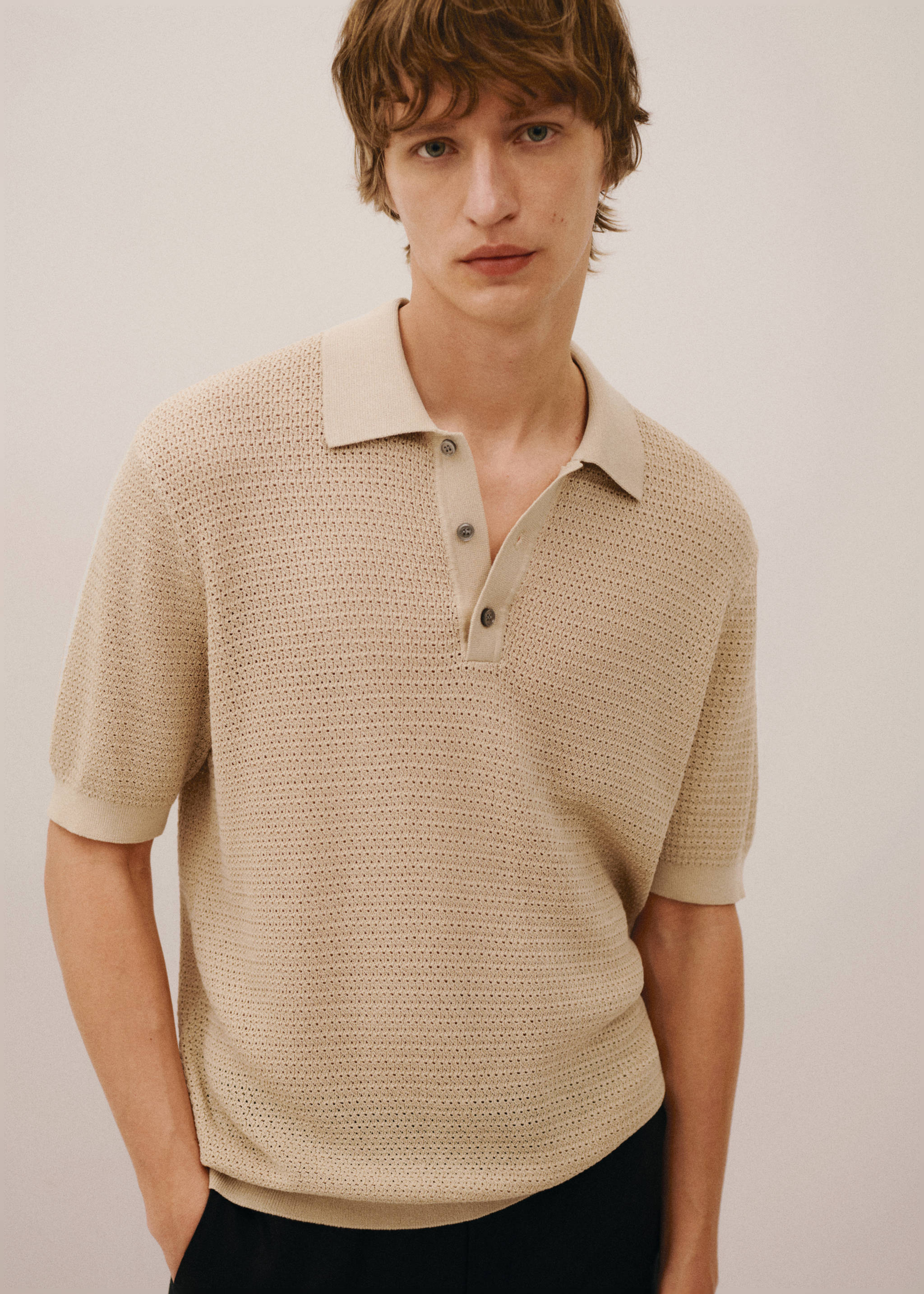 Polo maille ajourée - Détail de l'article 3, Beige. Ref: 67067698-00.