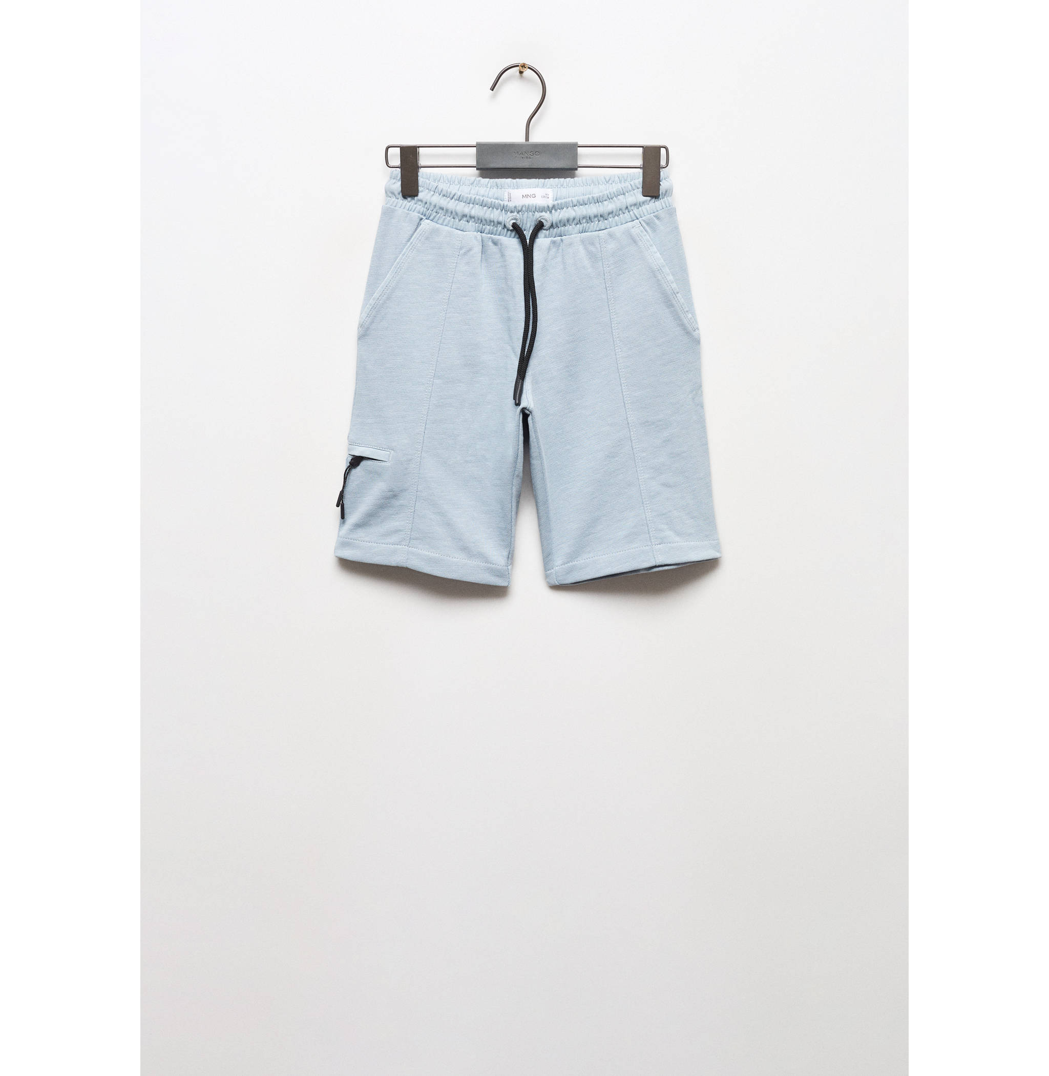 Elastic waist Bermuda shorts - Article without model