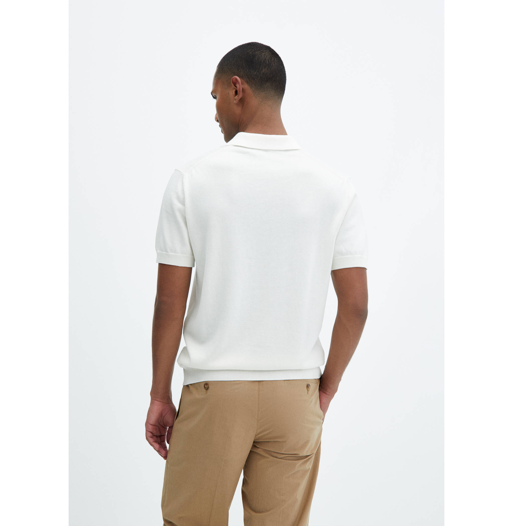 100% cotton knitted polo shirt - Reverse of the article