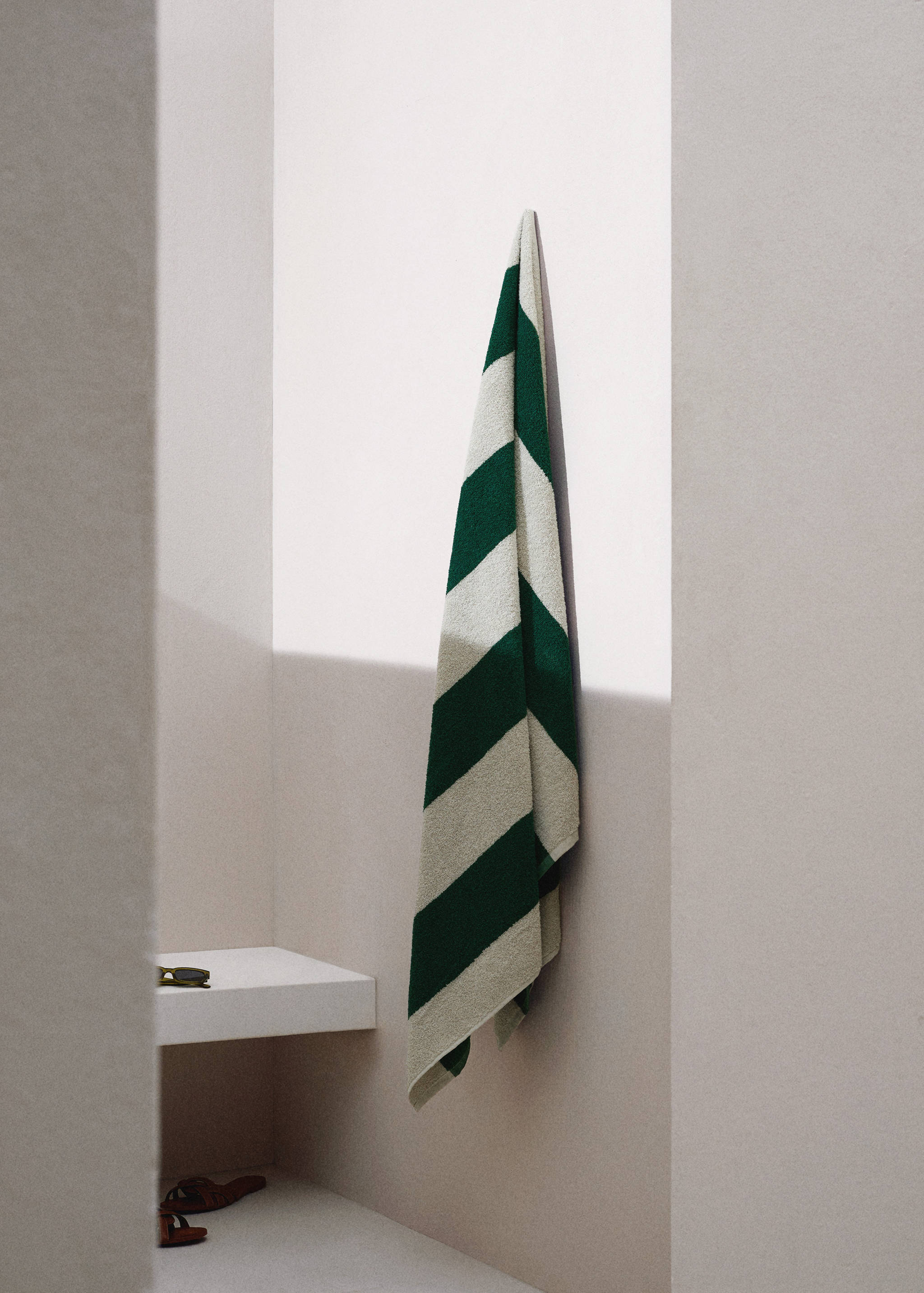 Strandtuch mit breiten Streifen - Allgemeine Ansicht