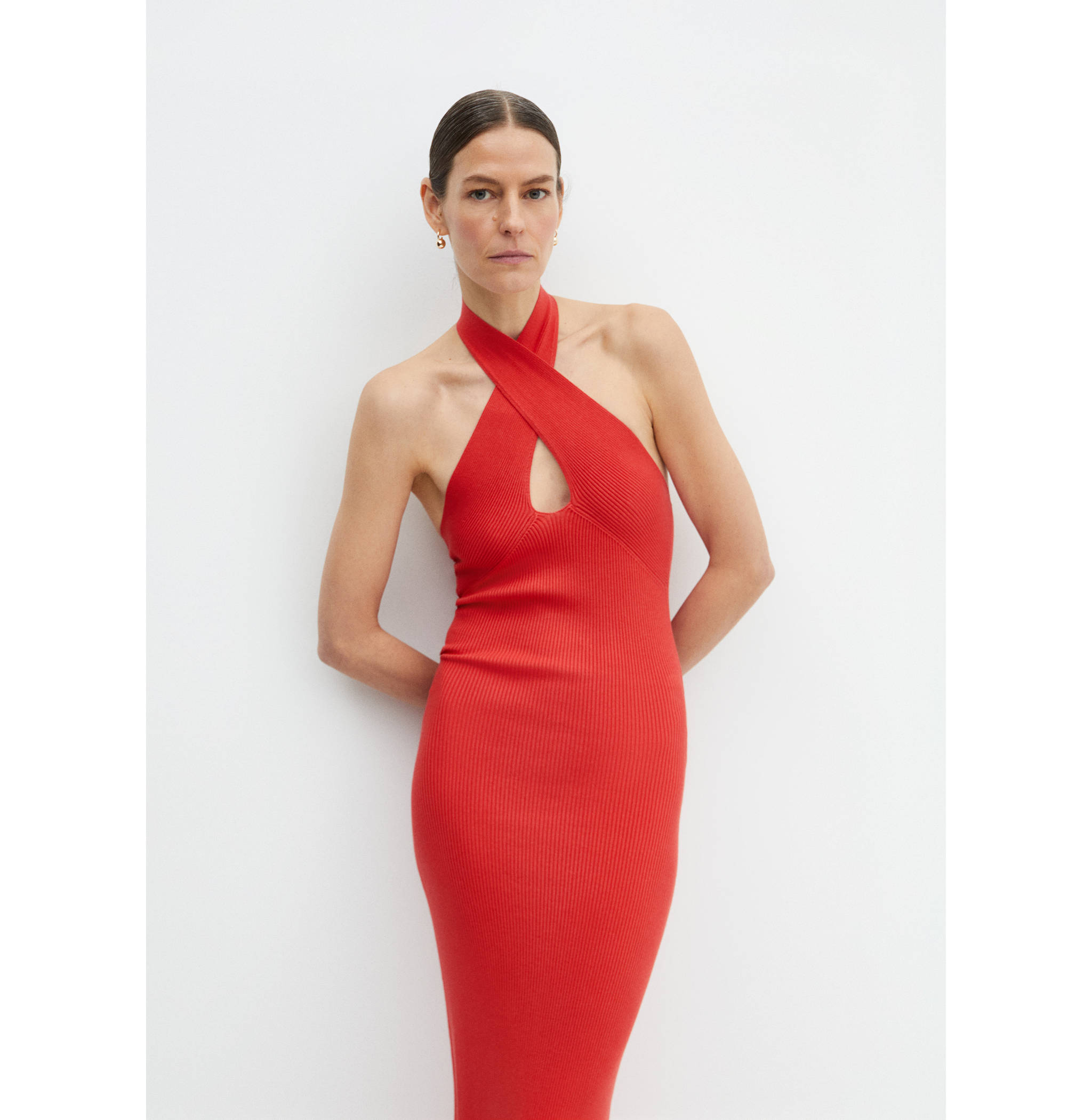 Halter-neck knitted dress - Medium plane
