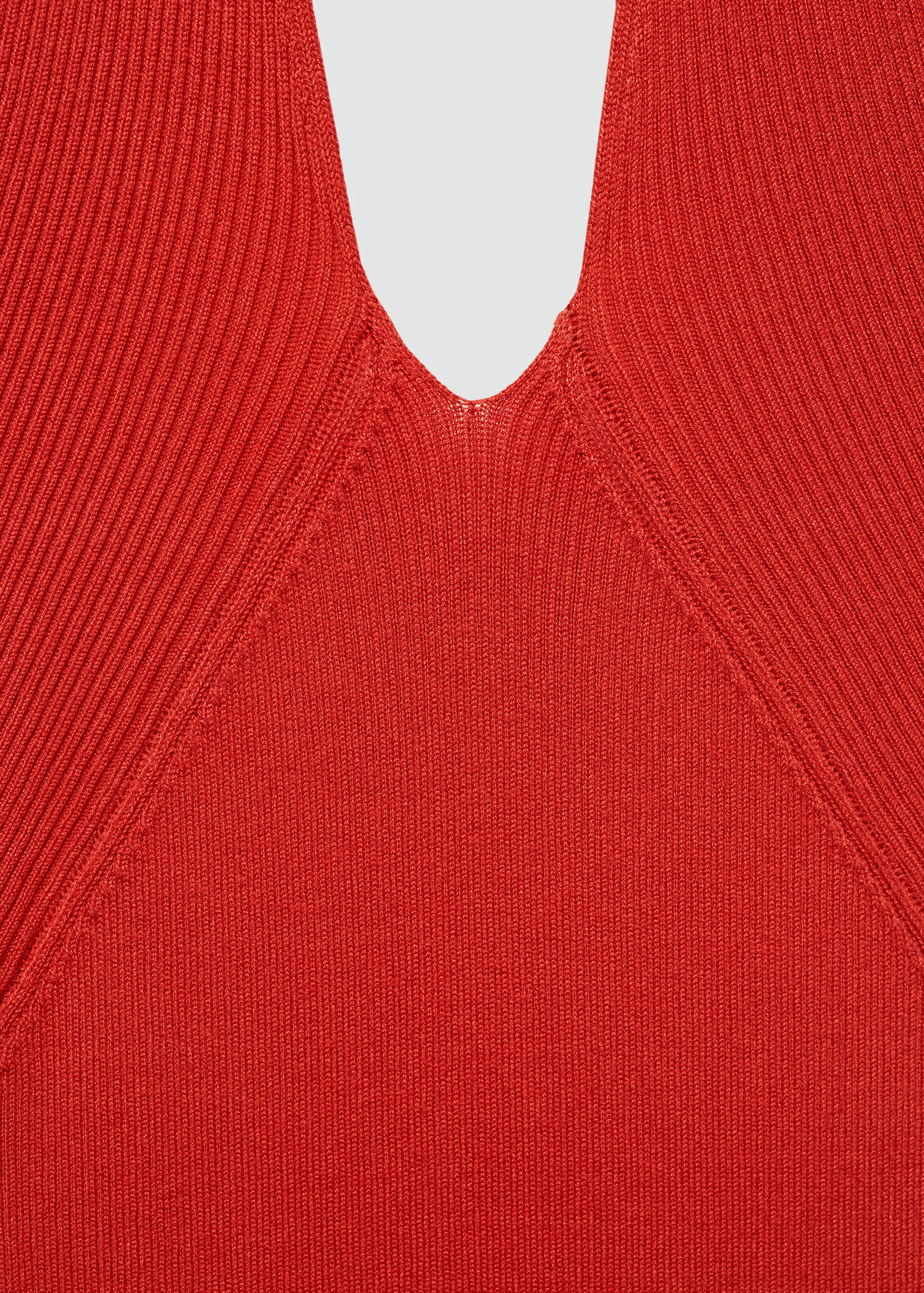 Halter-neck knitted dress - Details of the article 8