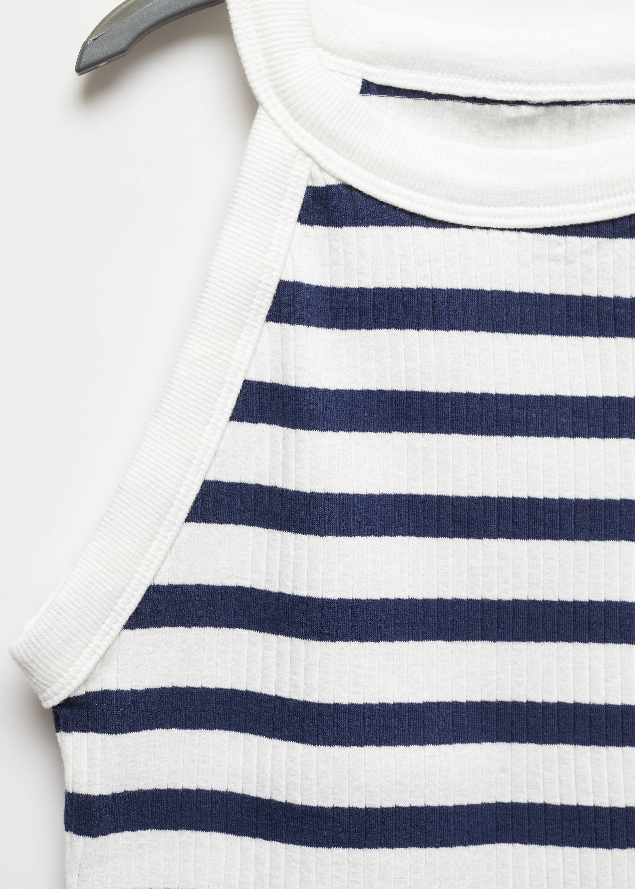 Striped strap T-shirt - Details of the article 8