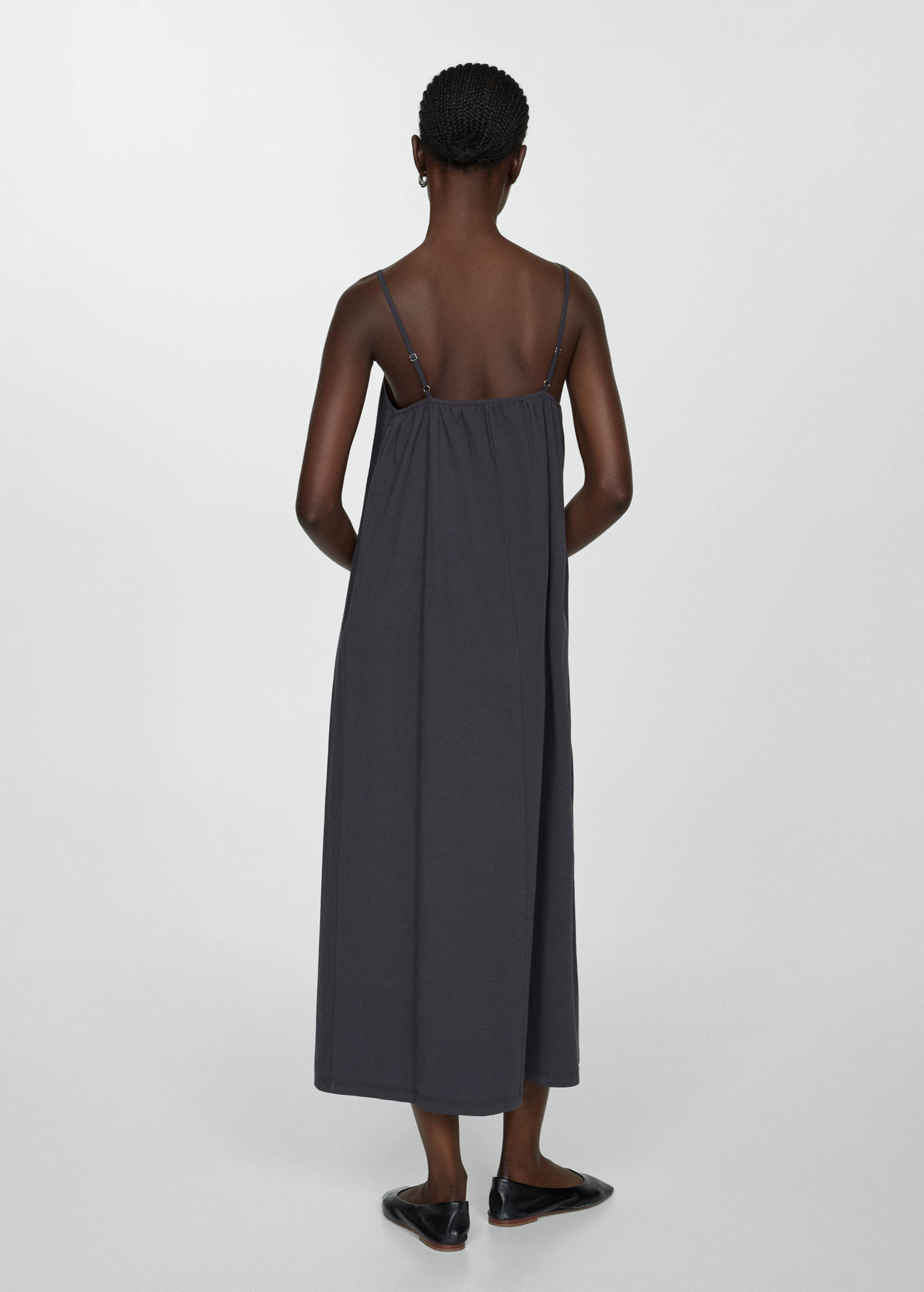 Langes Trägerkleid - Rückseite des Artikels