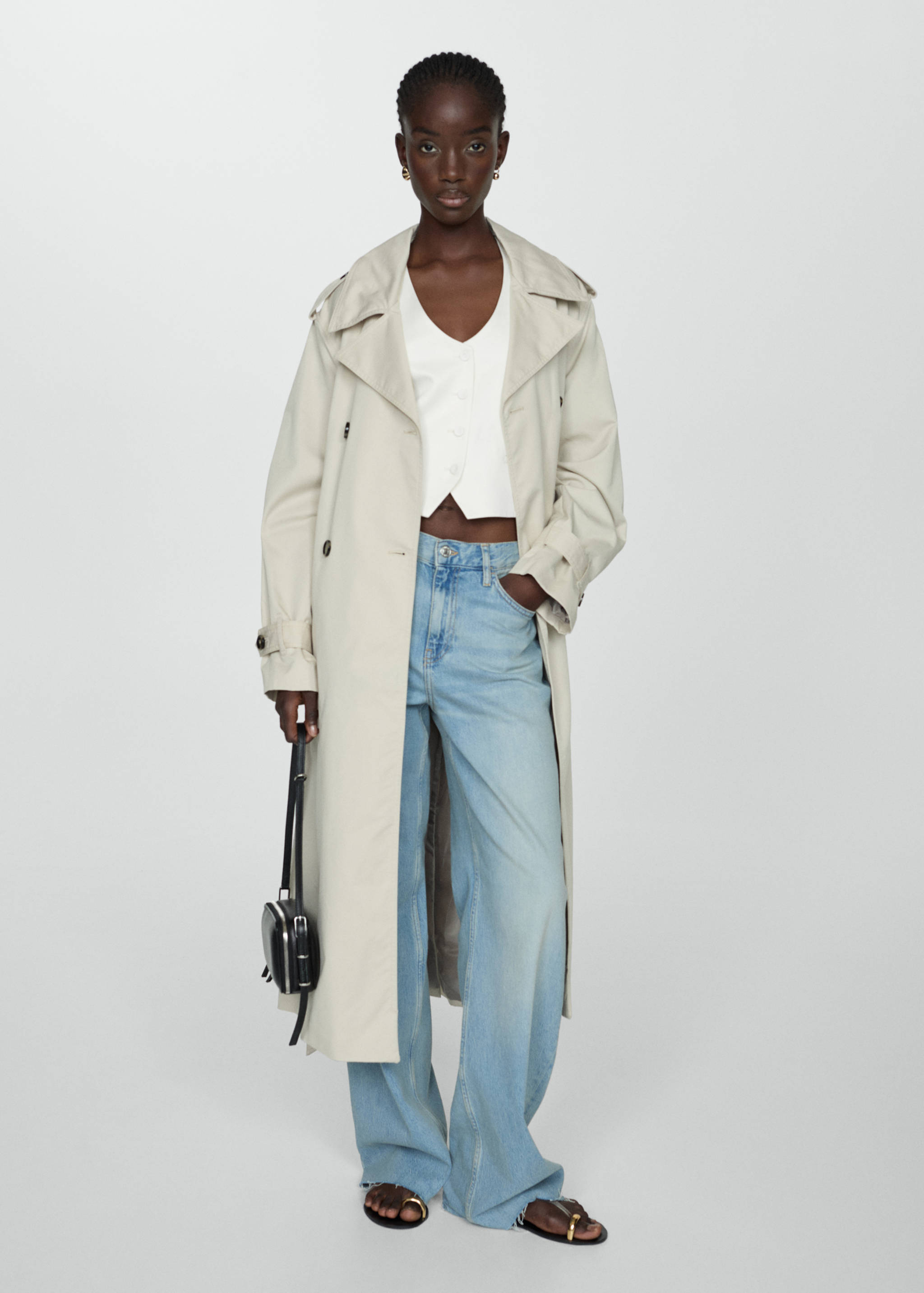 Linen waistcoat with buttons - Details of the article 2