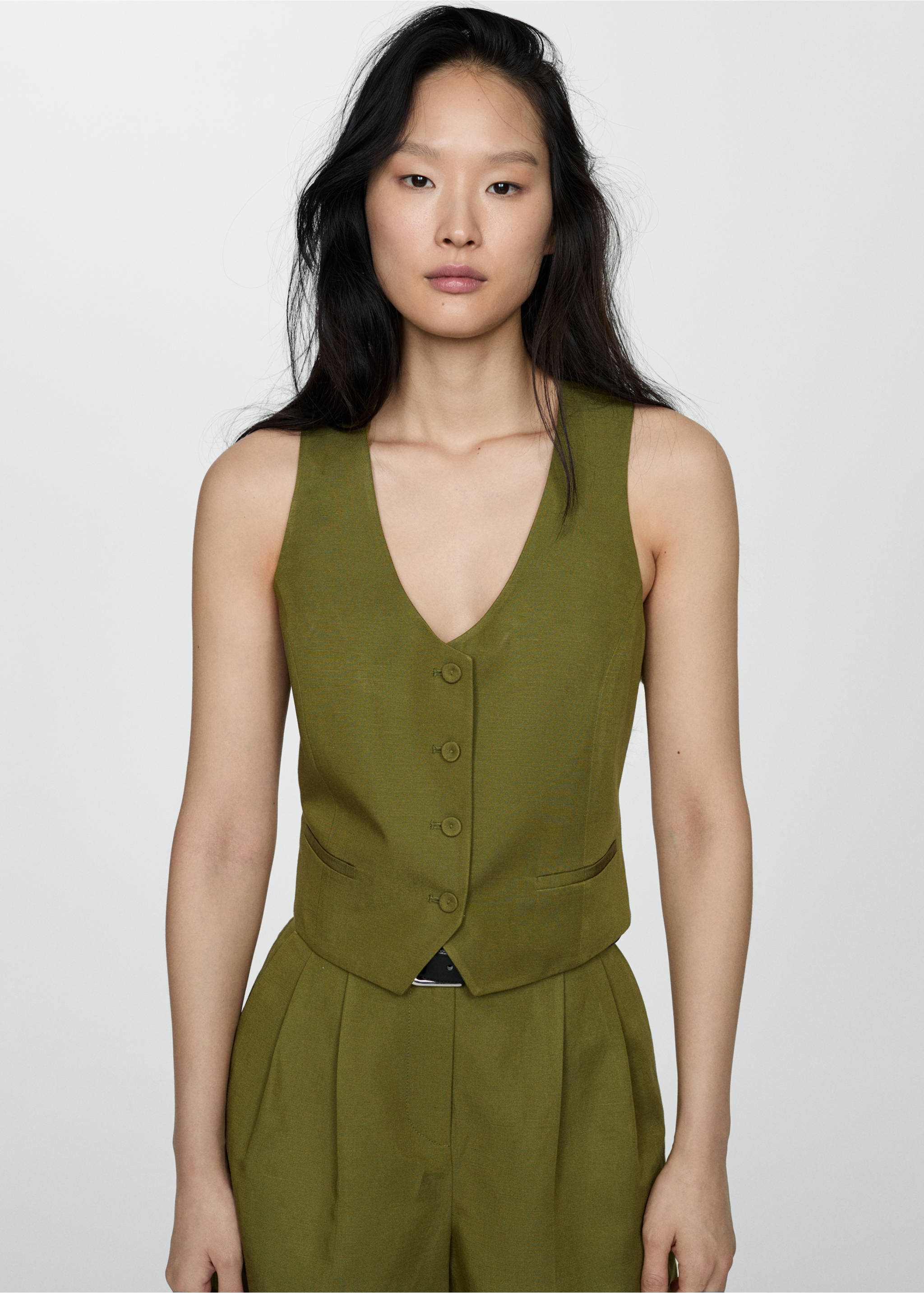 Linen vest with buttons - Medium plane, Khaki. Ref: 67069229-00.