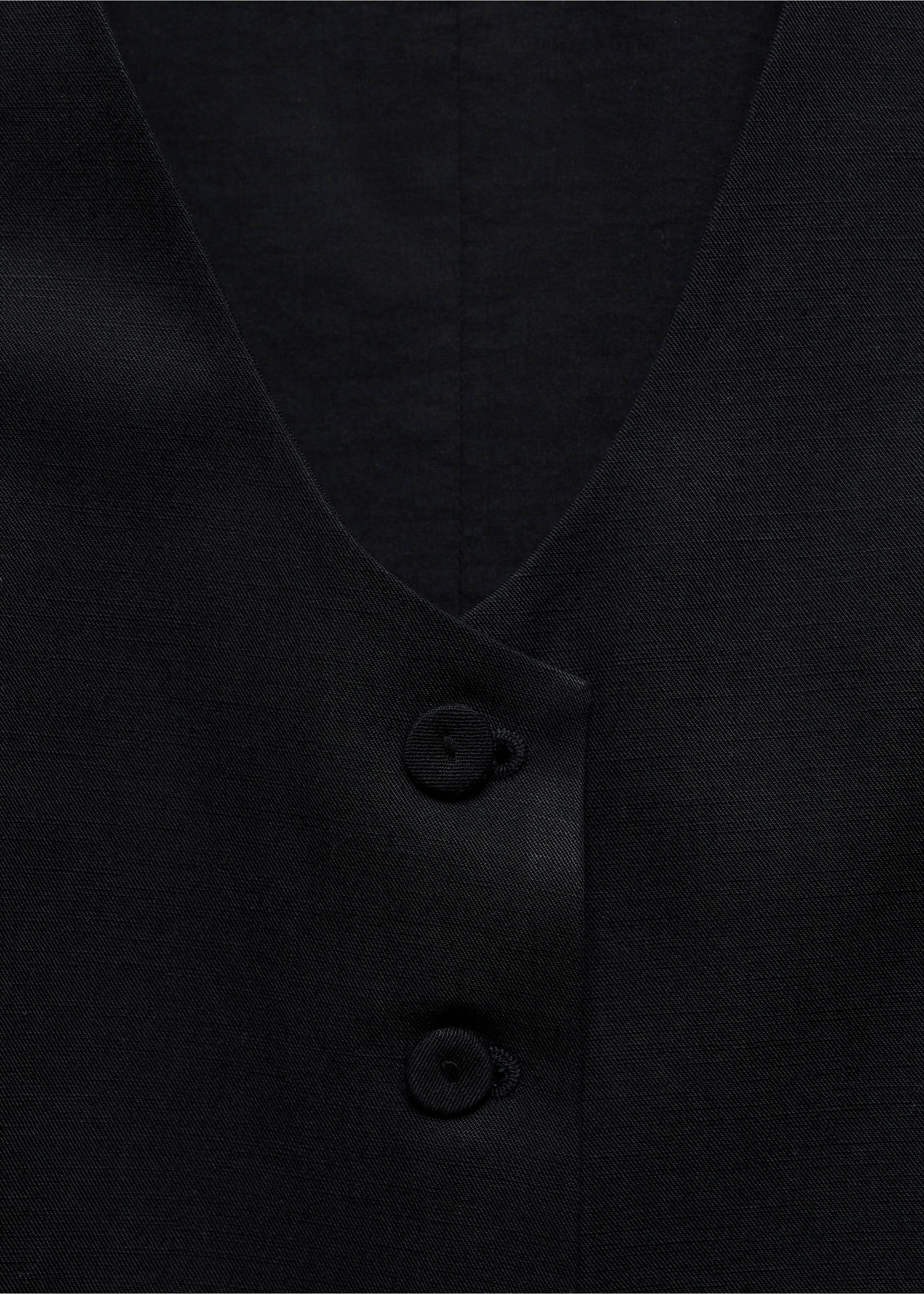 Linen vest with buttons - Details of the article 8, Black. Ref: 67069229-00.