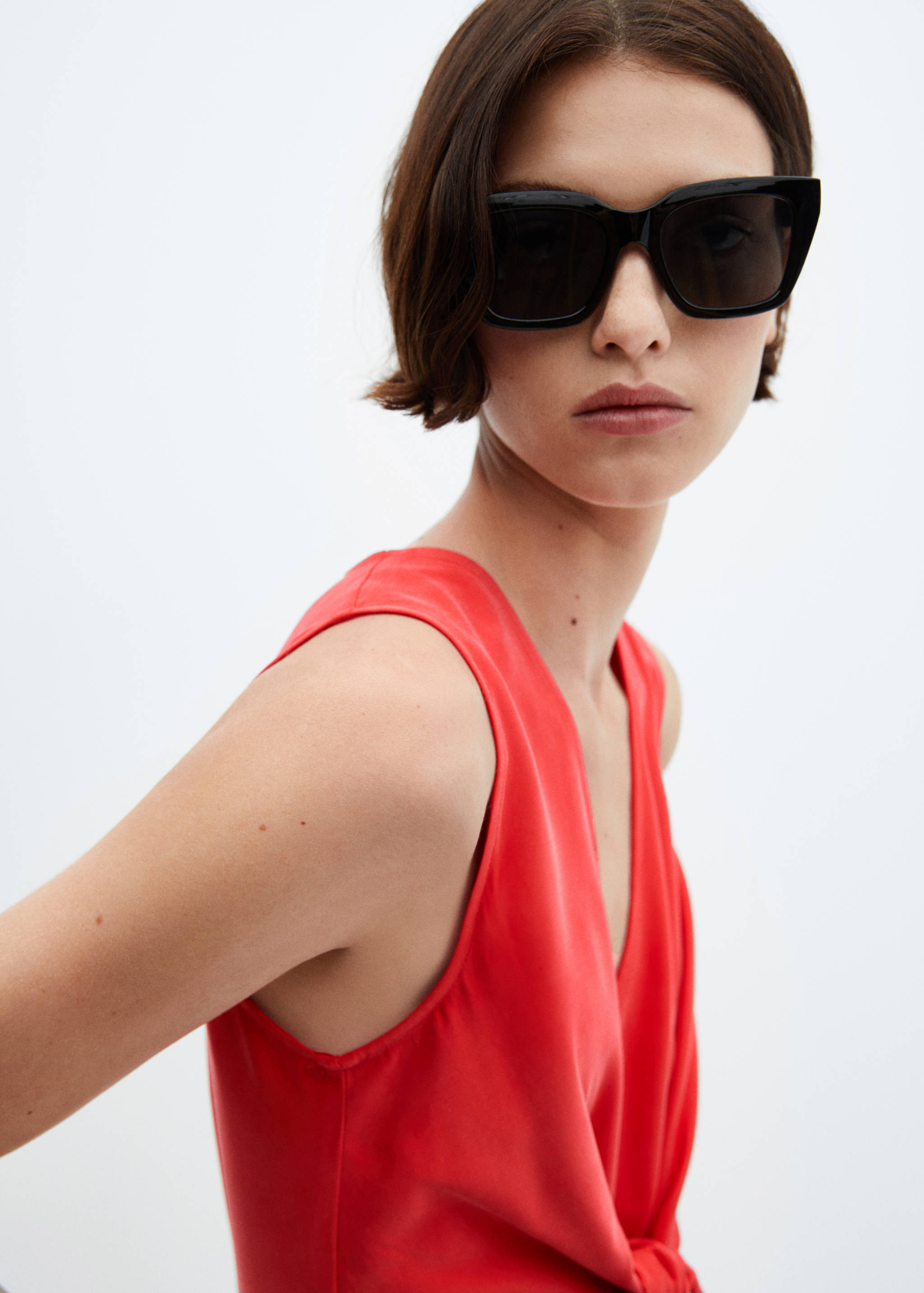 Bow long jumpsuit - Details of the article 1