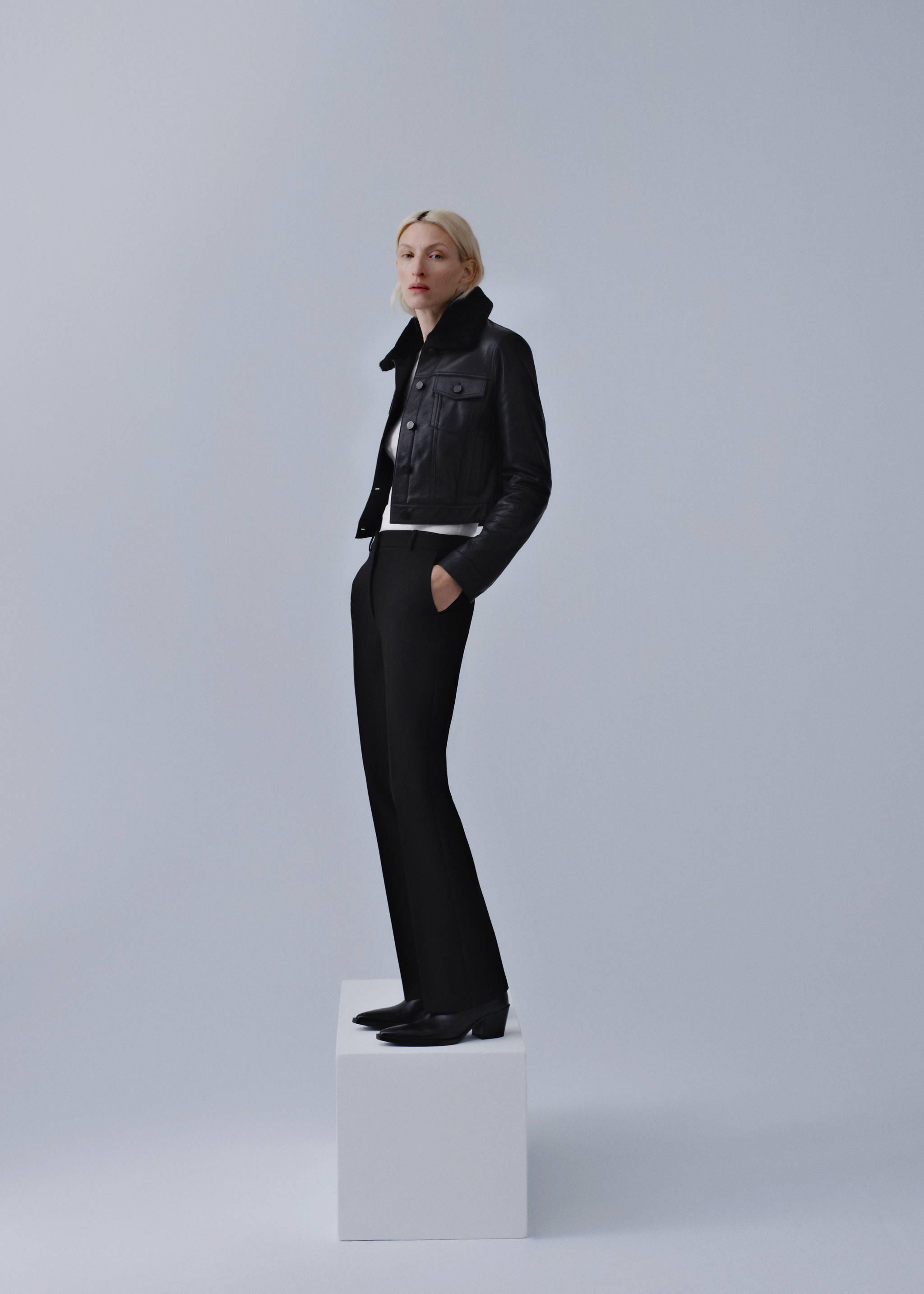 Botín piel punta - Plano general