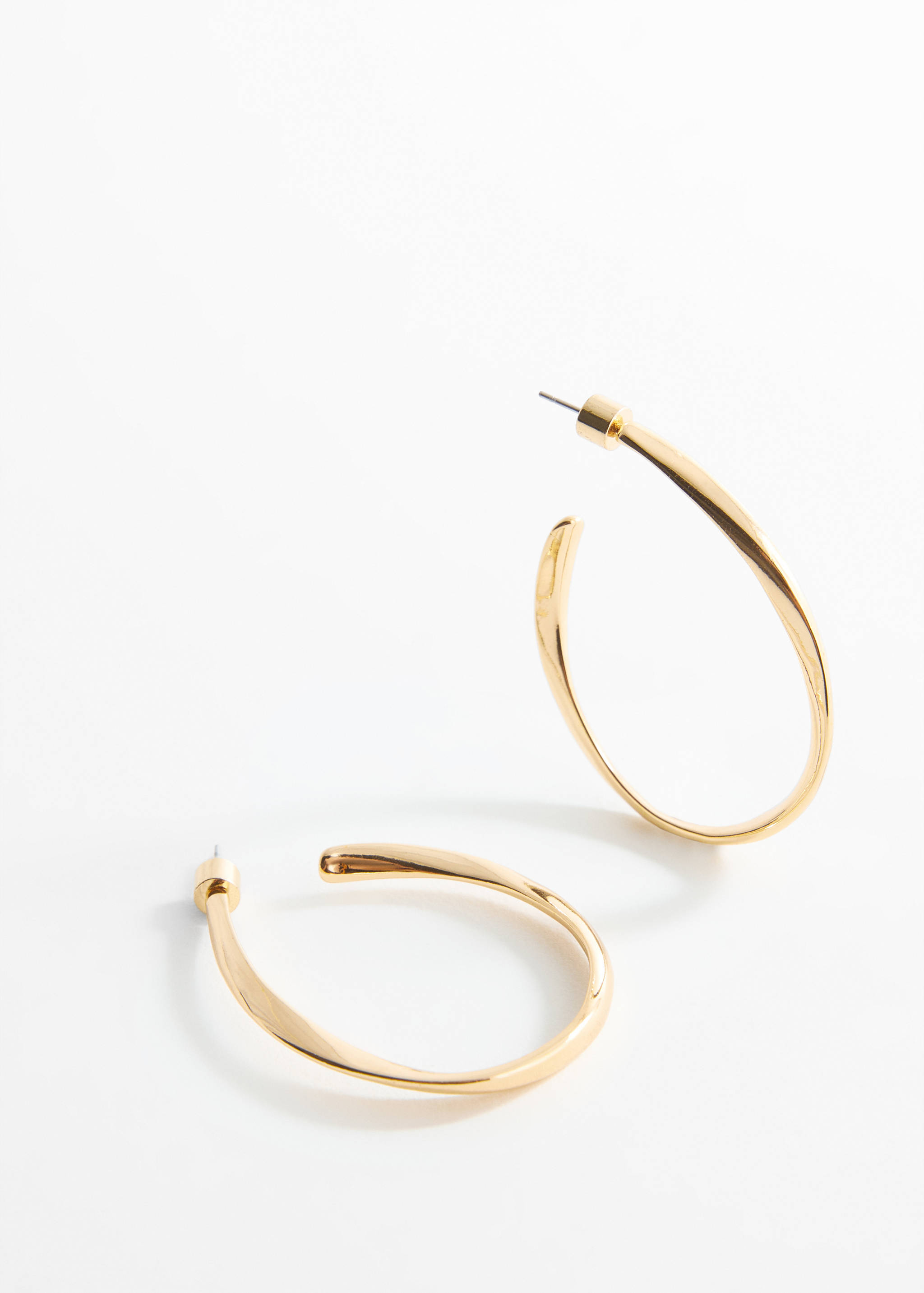 Twisted hoop earrings - Medium plane