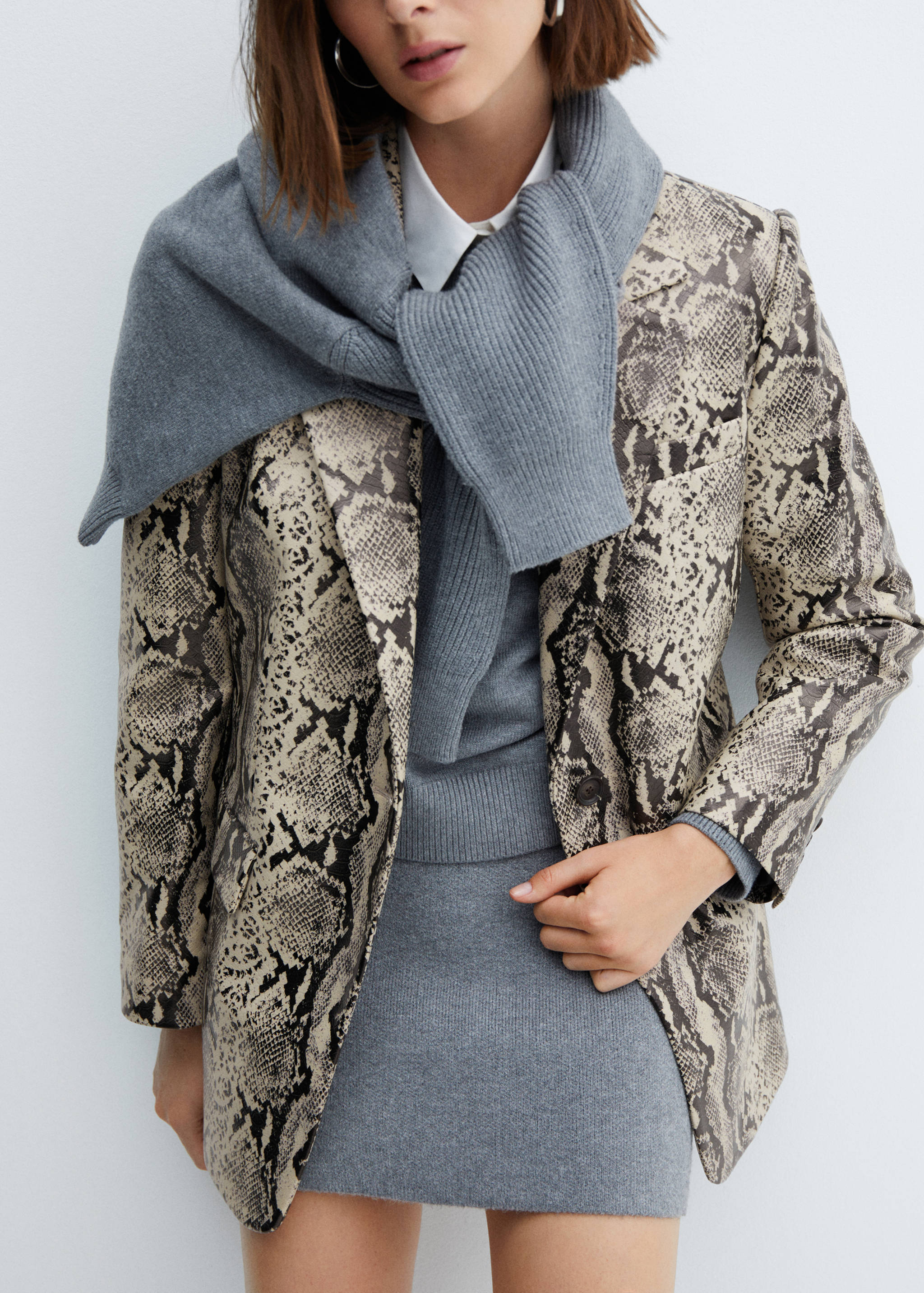Snake effect blazer - Details of the article 6