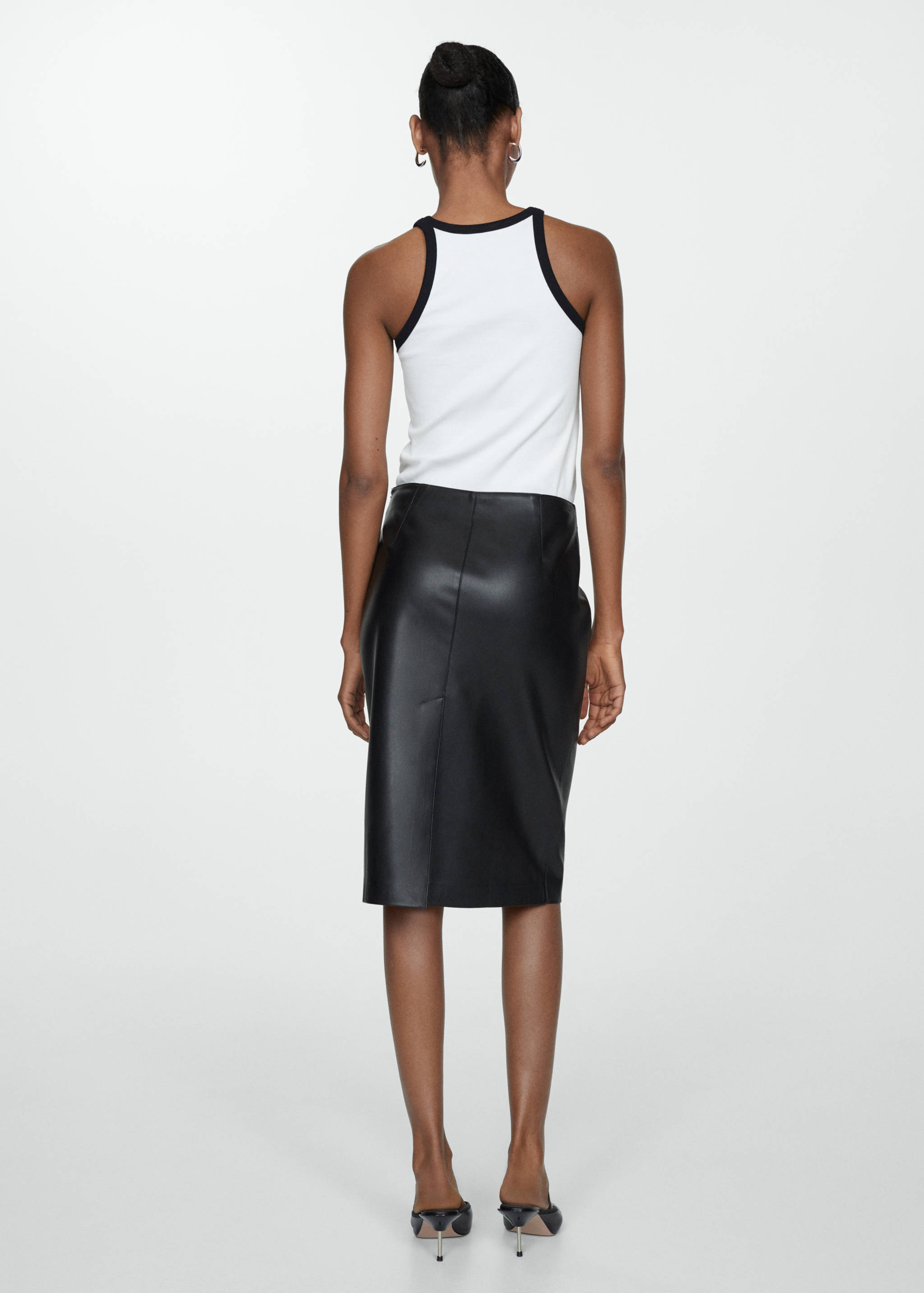 Leather-effect pencil skirt - Reverse of the article