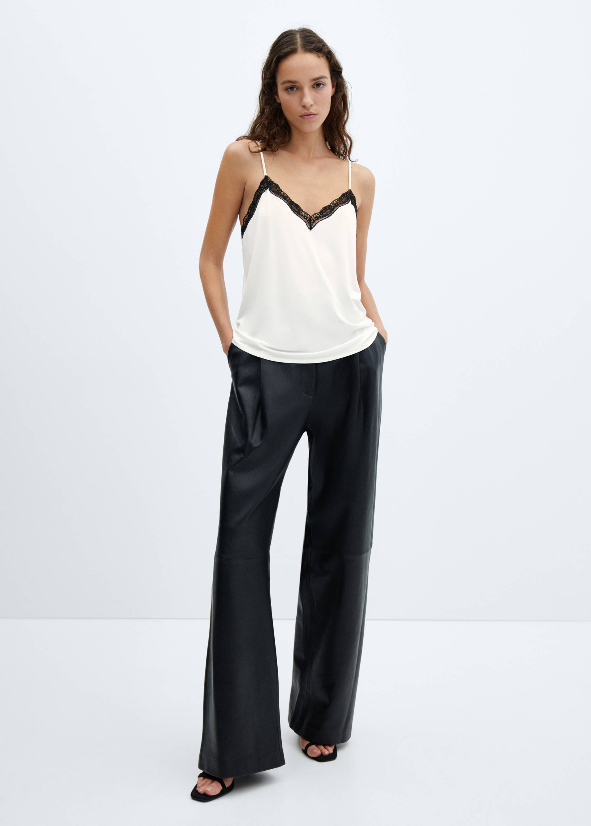 Lace top - General plane