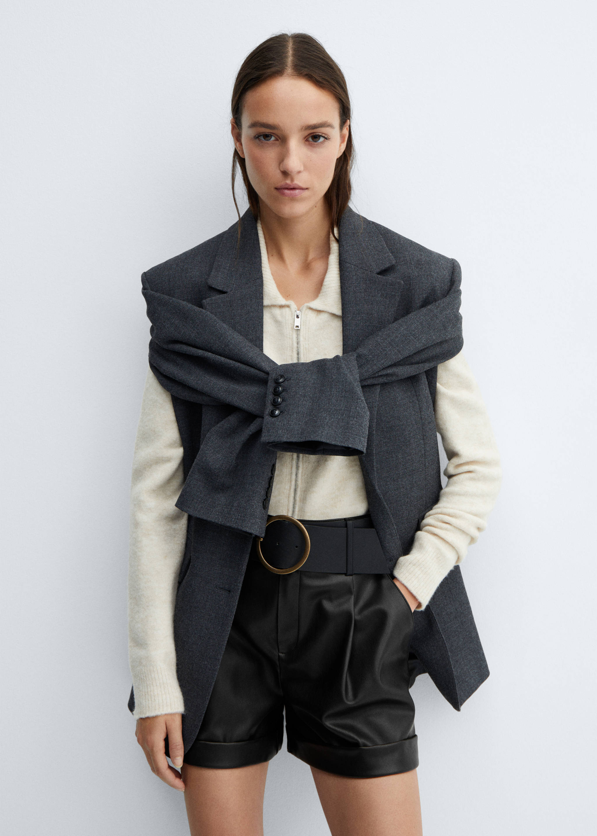 Short ceinture simili-cuir - Plan moyen