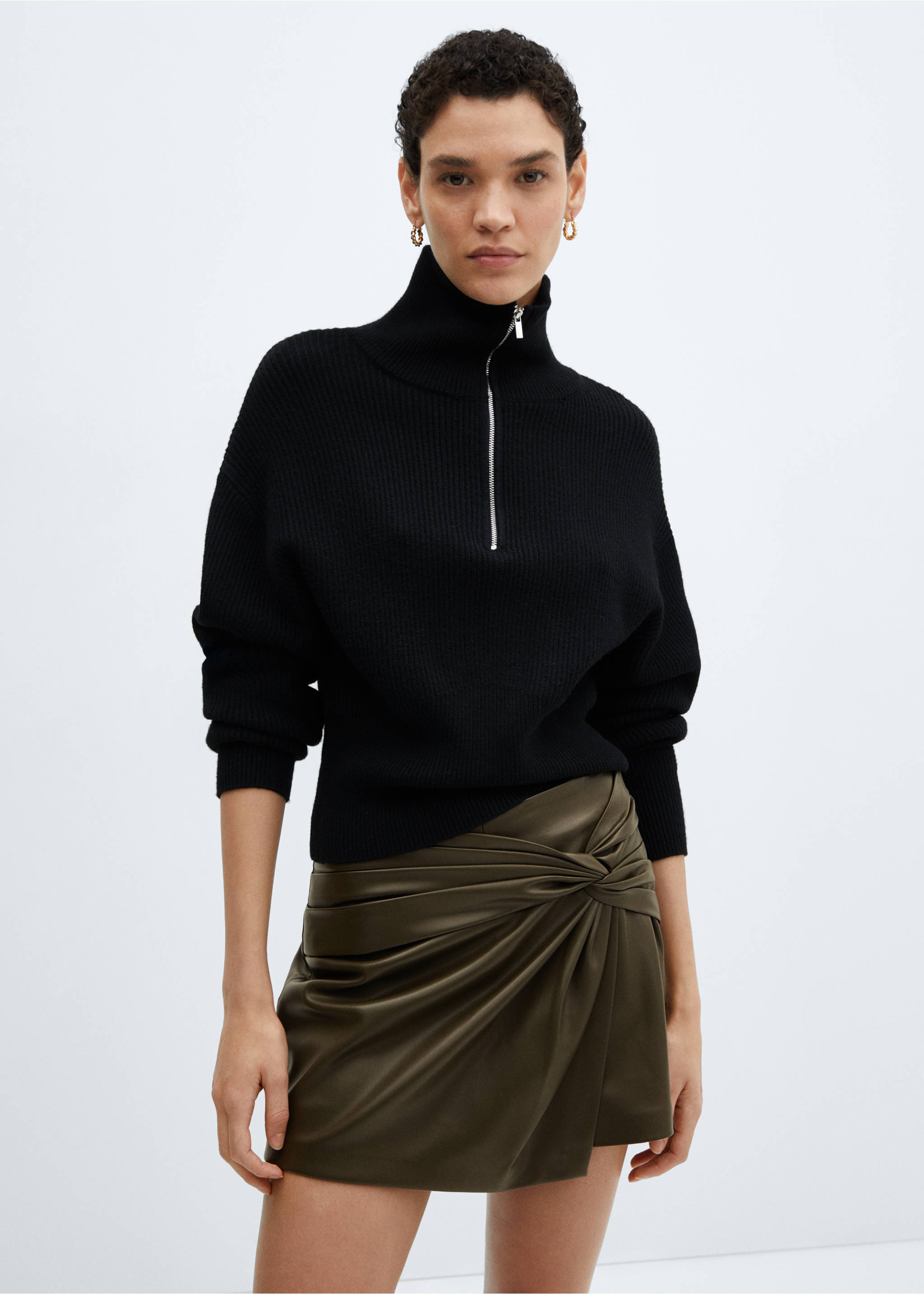 Faux-leather culottes - Medium plane, Khaki. Ref: 67070472-00.