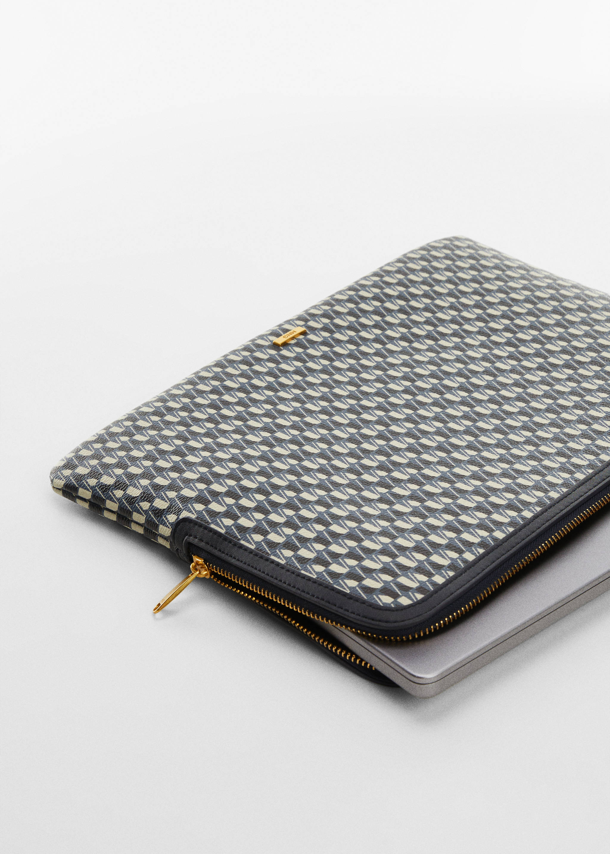 Laptop case with printed logo - Details of the article 2