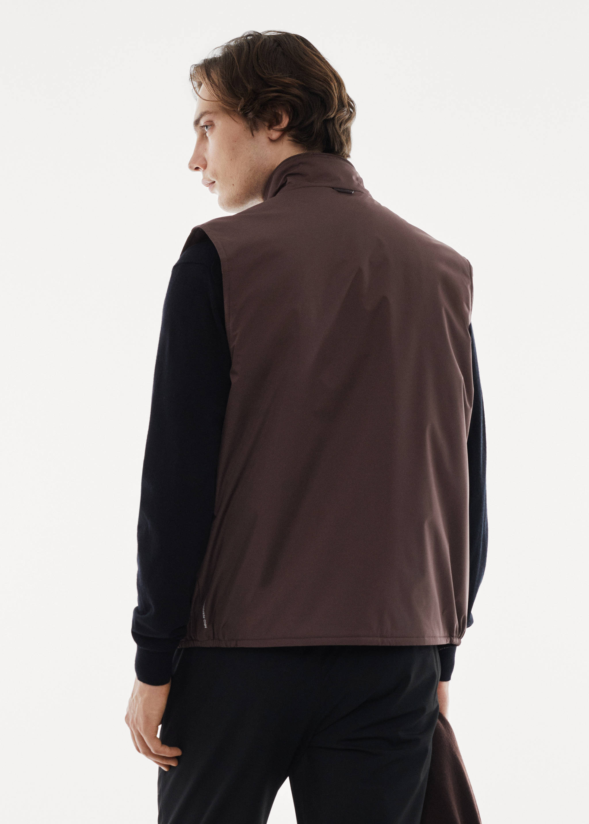 Chaleco ligero acolchado water-repellent - Reverso del artículo