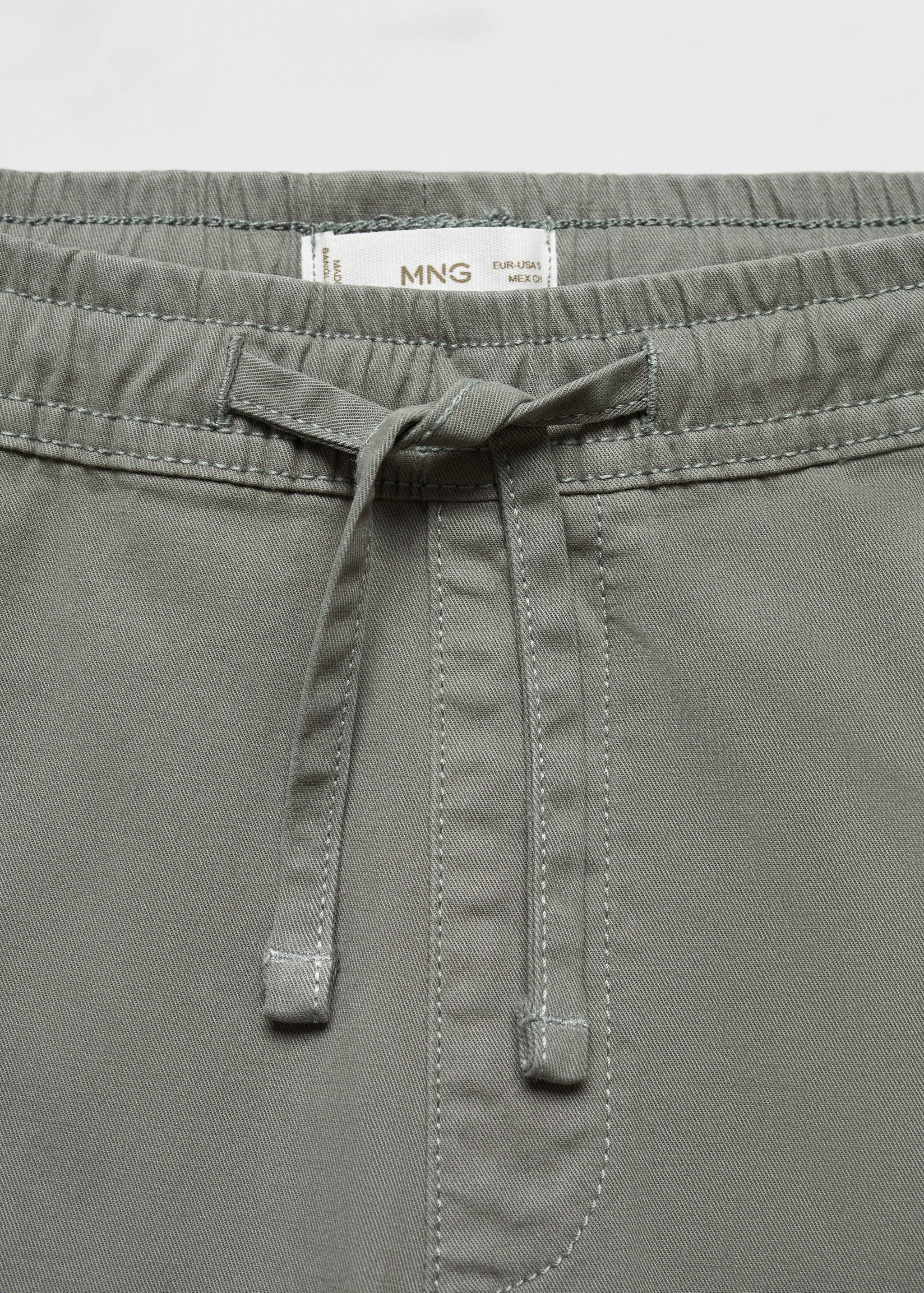 Straight-fit trousers with elastic waist - Details of the article 8