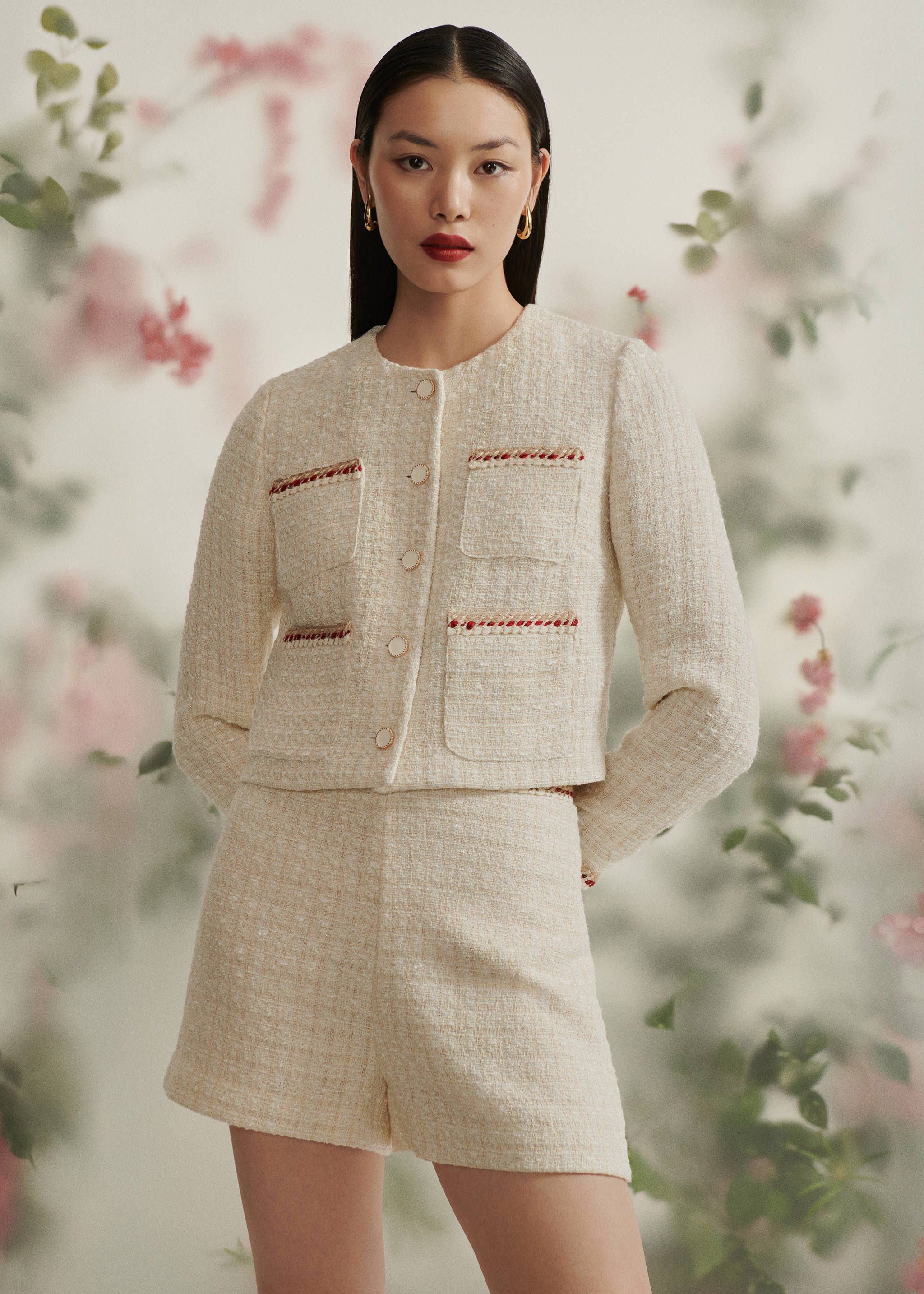 Tweed jacket with buttons - Details of the article 7