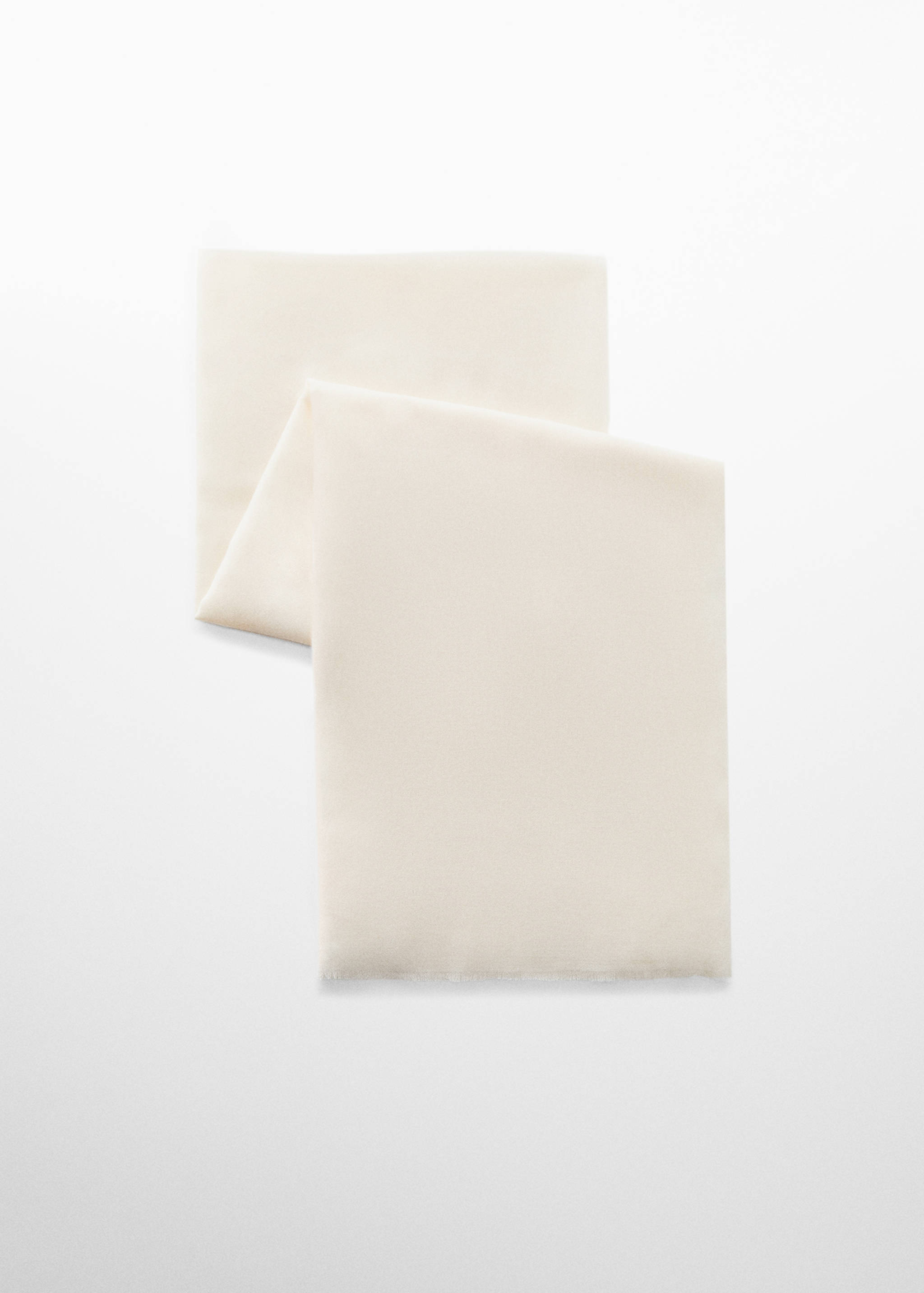 وشاح واسع - منتج دون نموذج