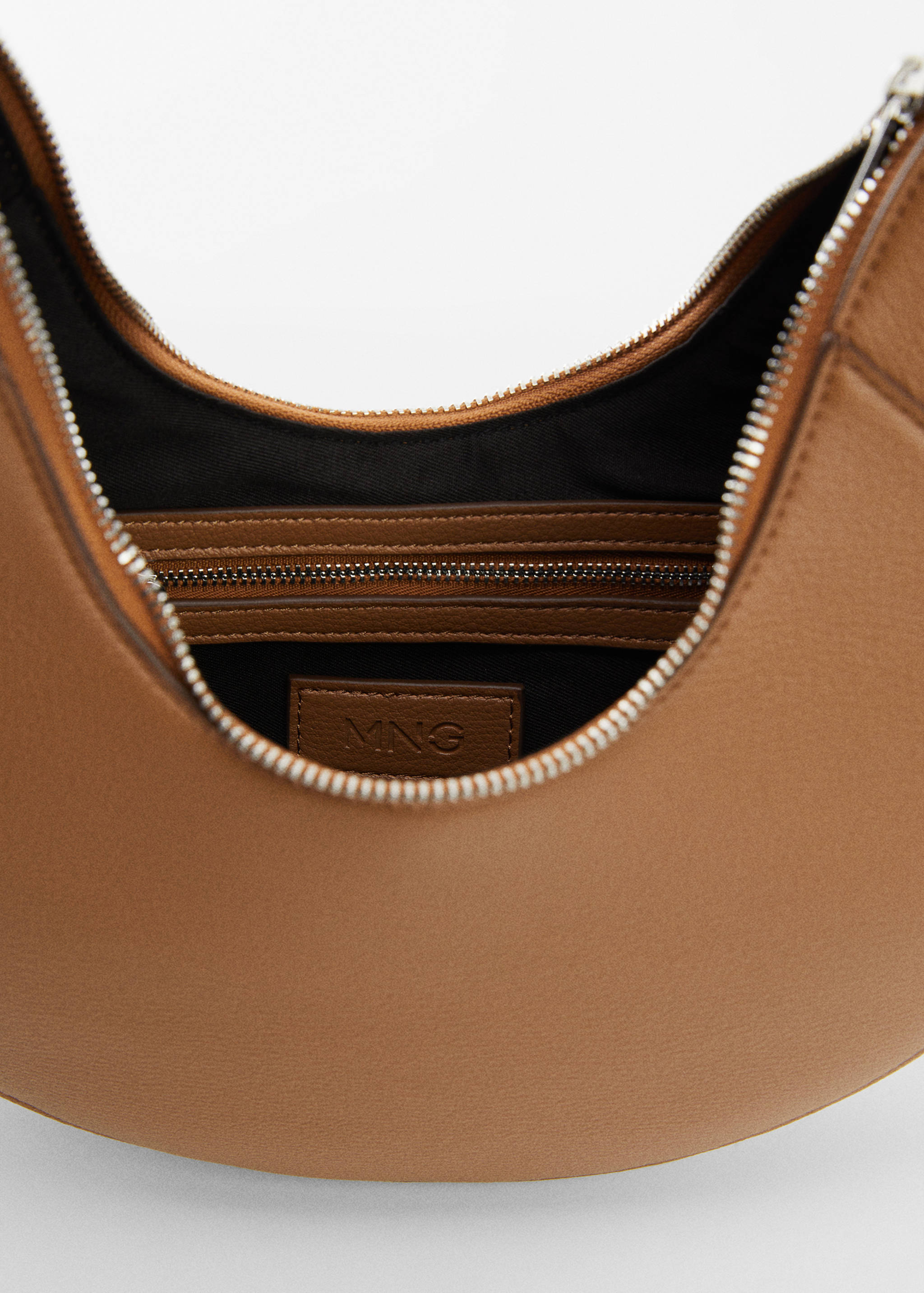 Faux-leather shoulder bag - Details of the article 2