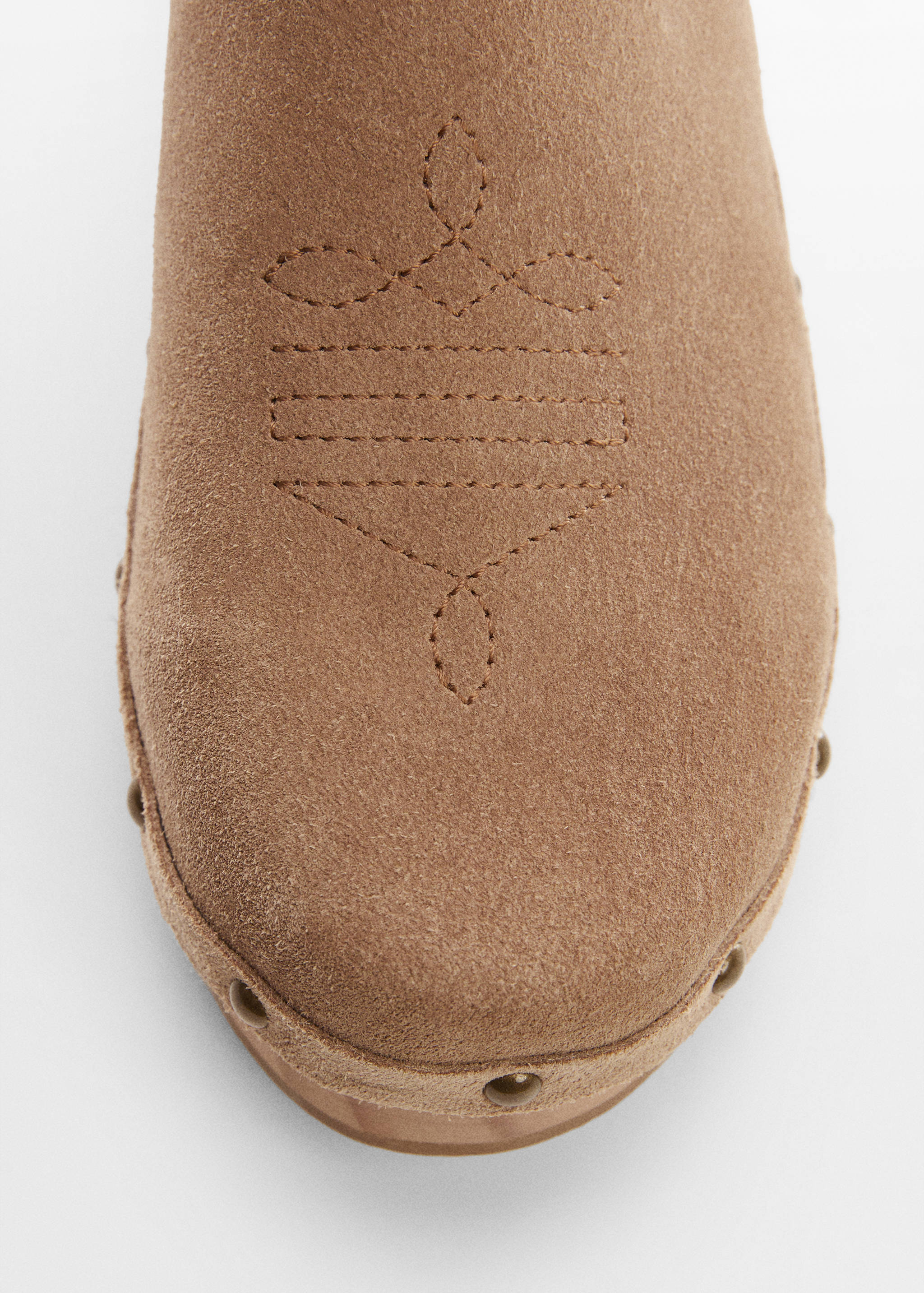 Studded leather clog - Details of the article 2