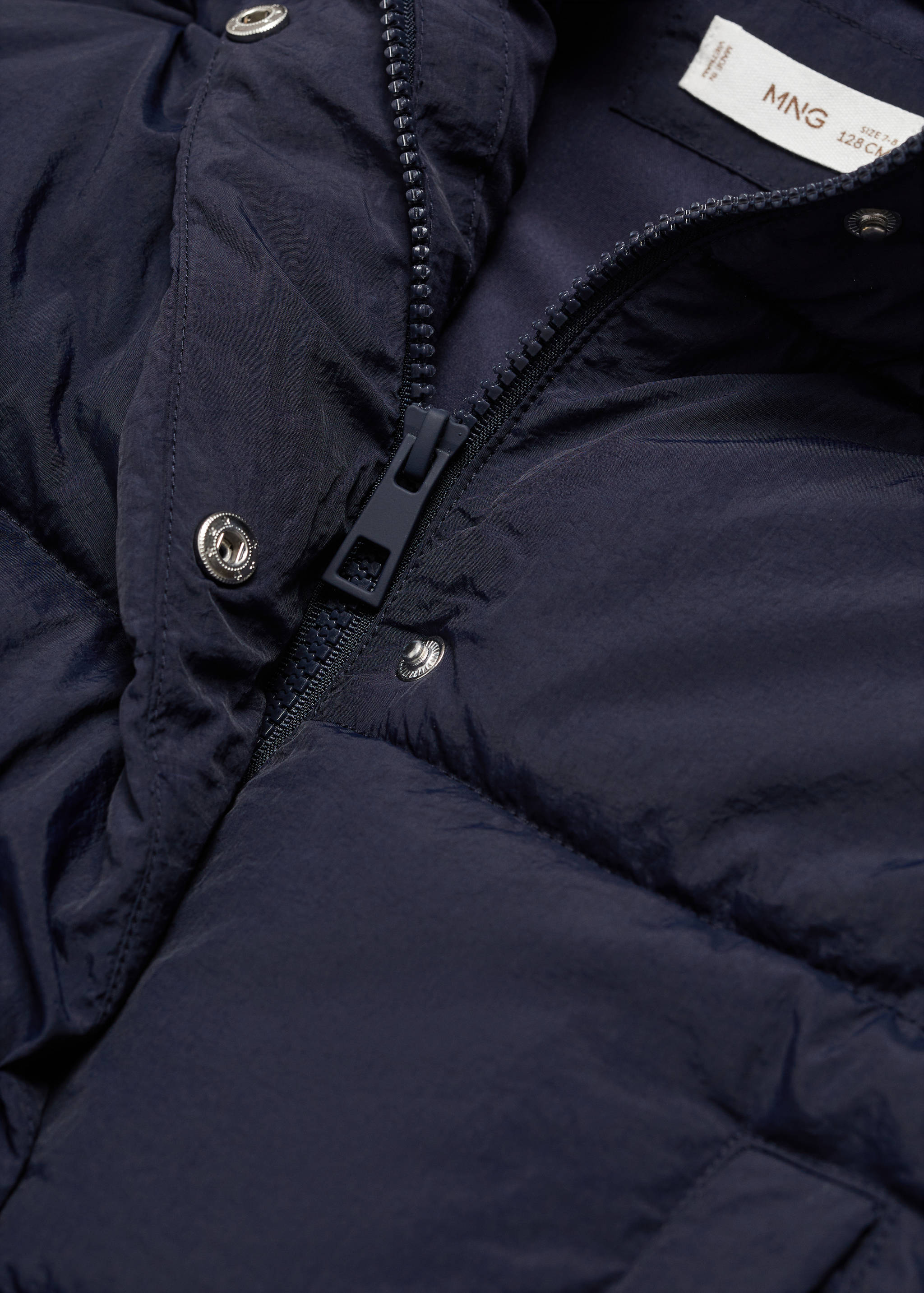 Gilet matelassé à capuche - Détail de l'article 8