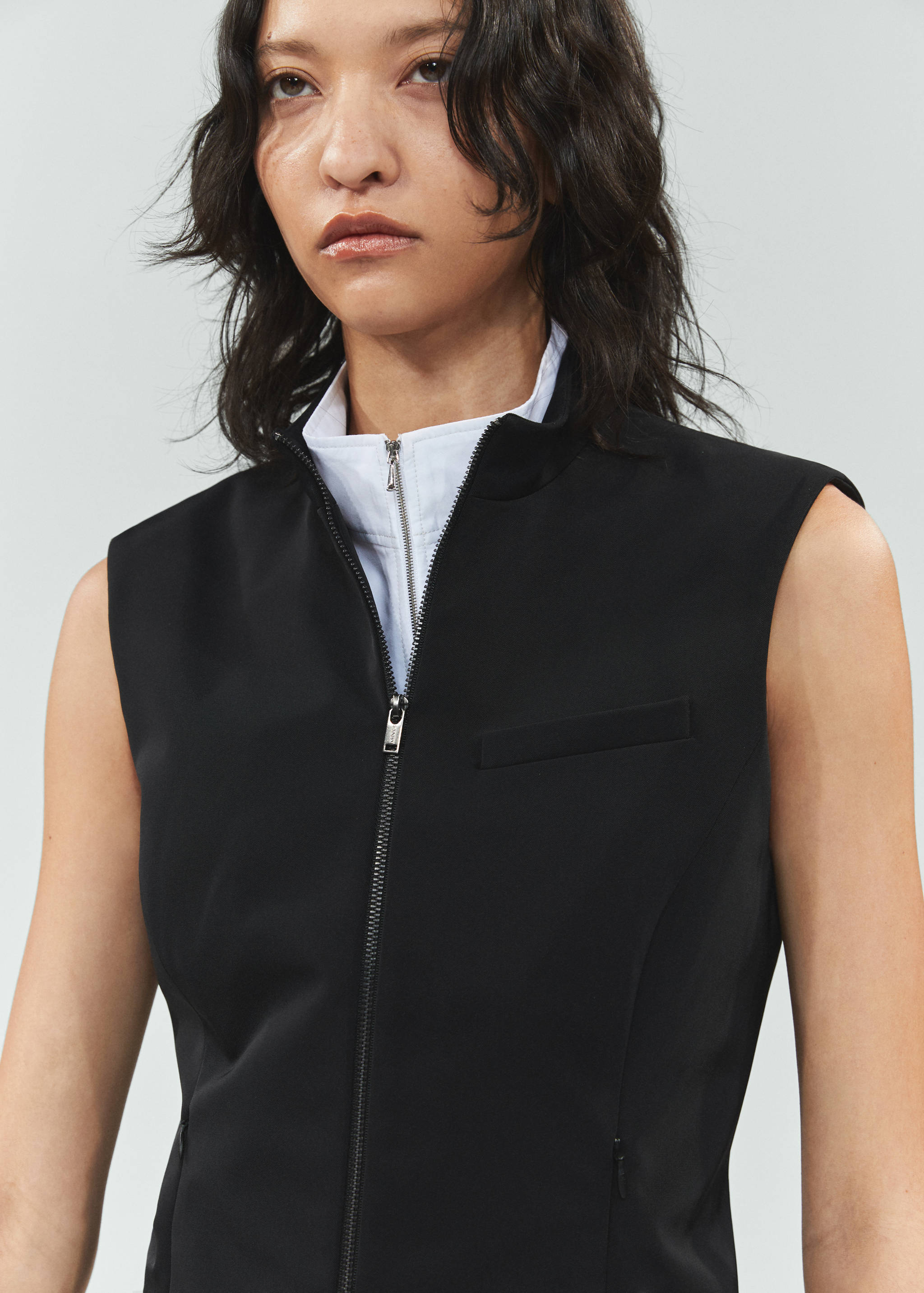 Zipper fitted waistcoat - Details of the article 1