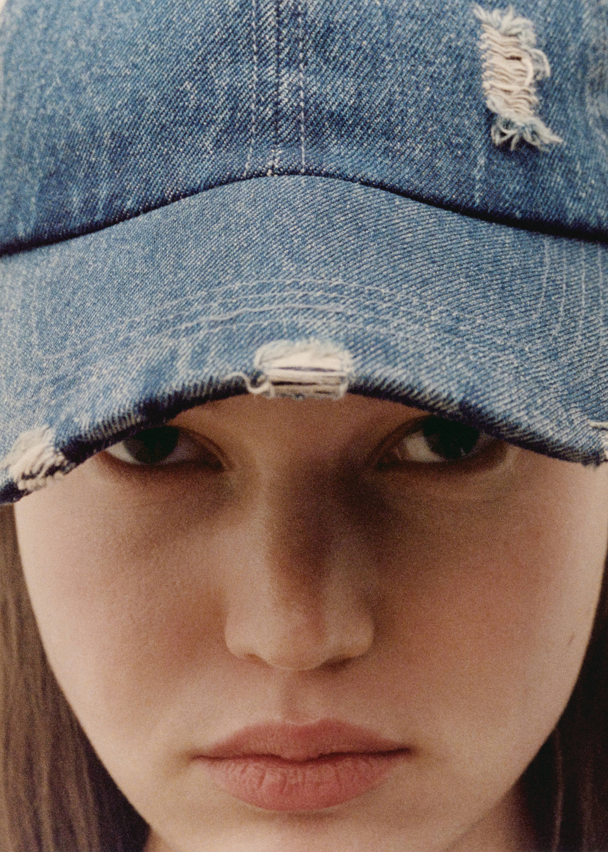 Casquette déchirée denim - Plan général