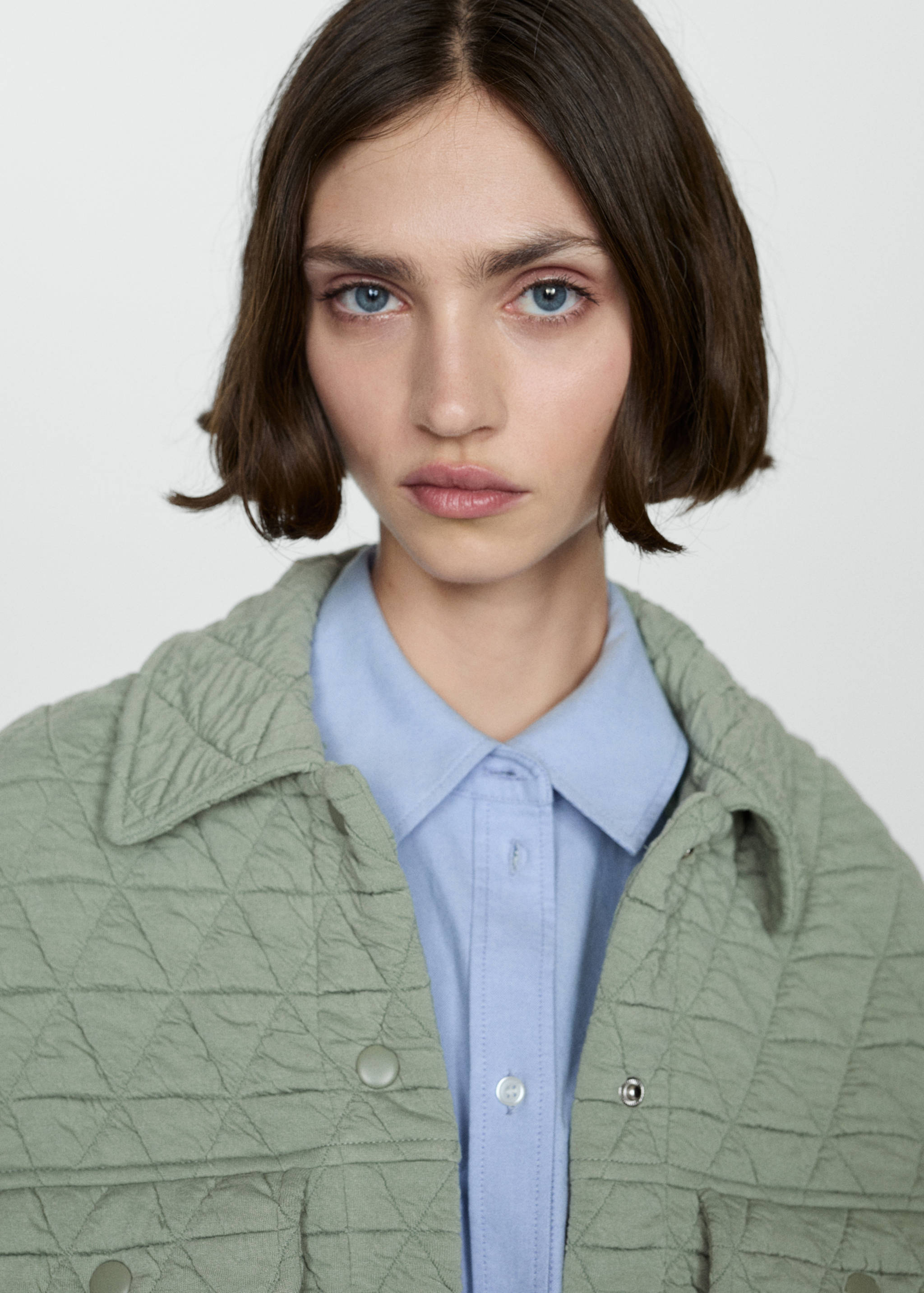 Quilted gilet with buttons - Details of the article 1