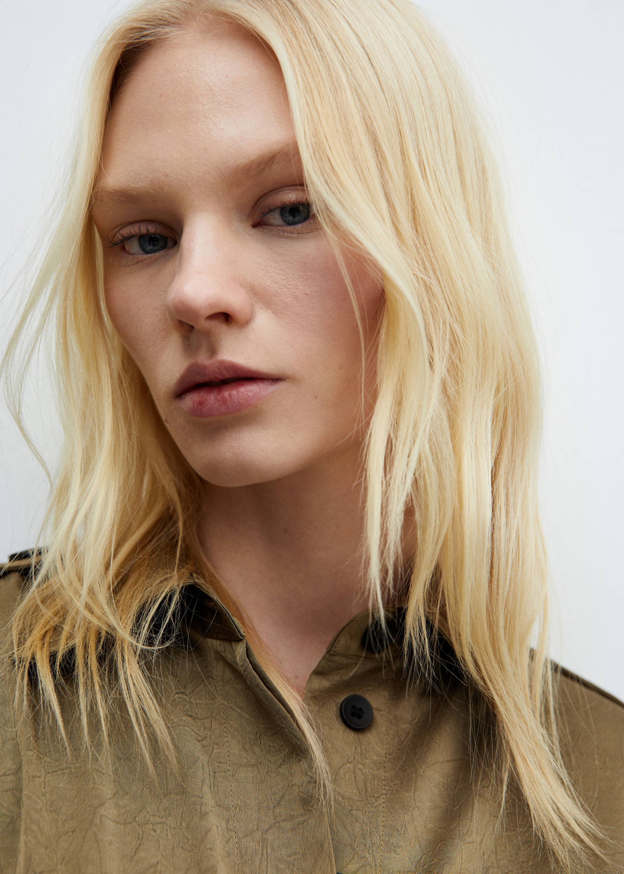 Satin shirt dress - Details of the article 1