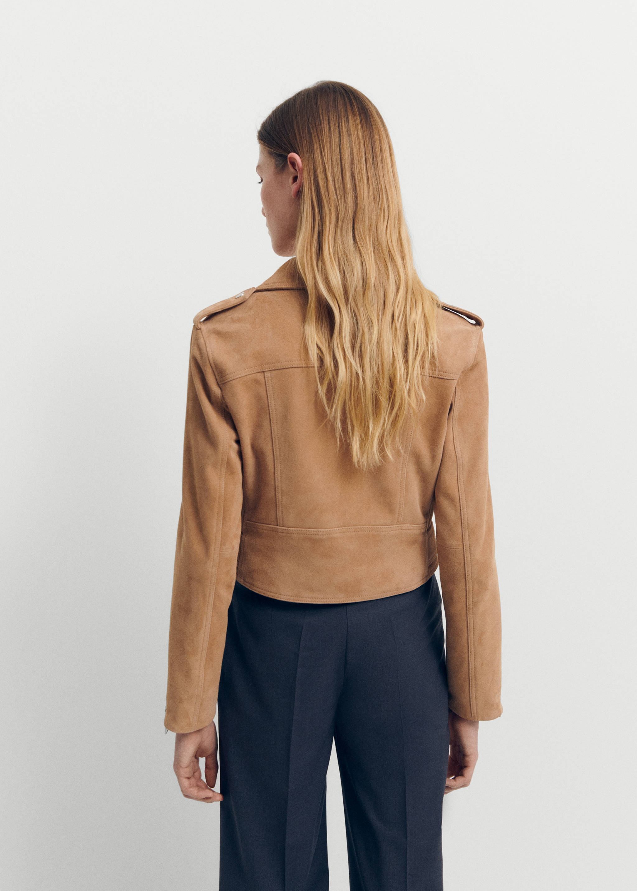 Leather biker jacket - Reverse of the article