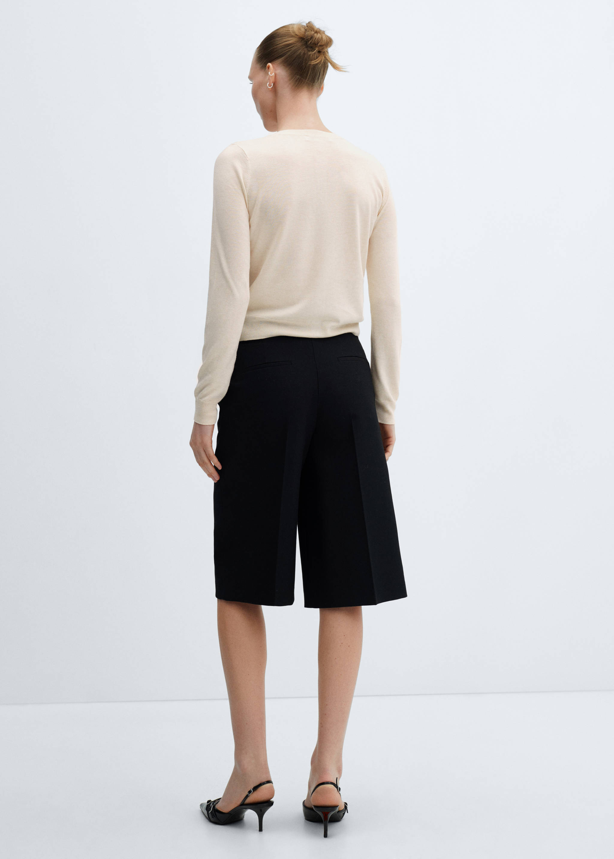 Button knit cardigan - Reverse of the article