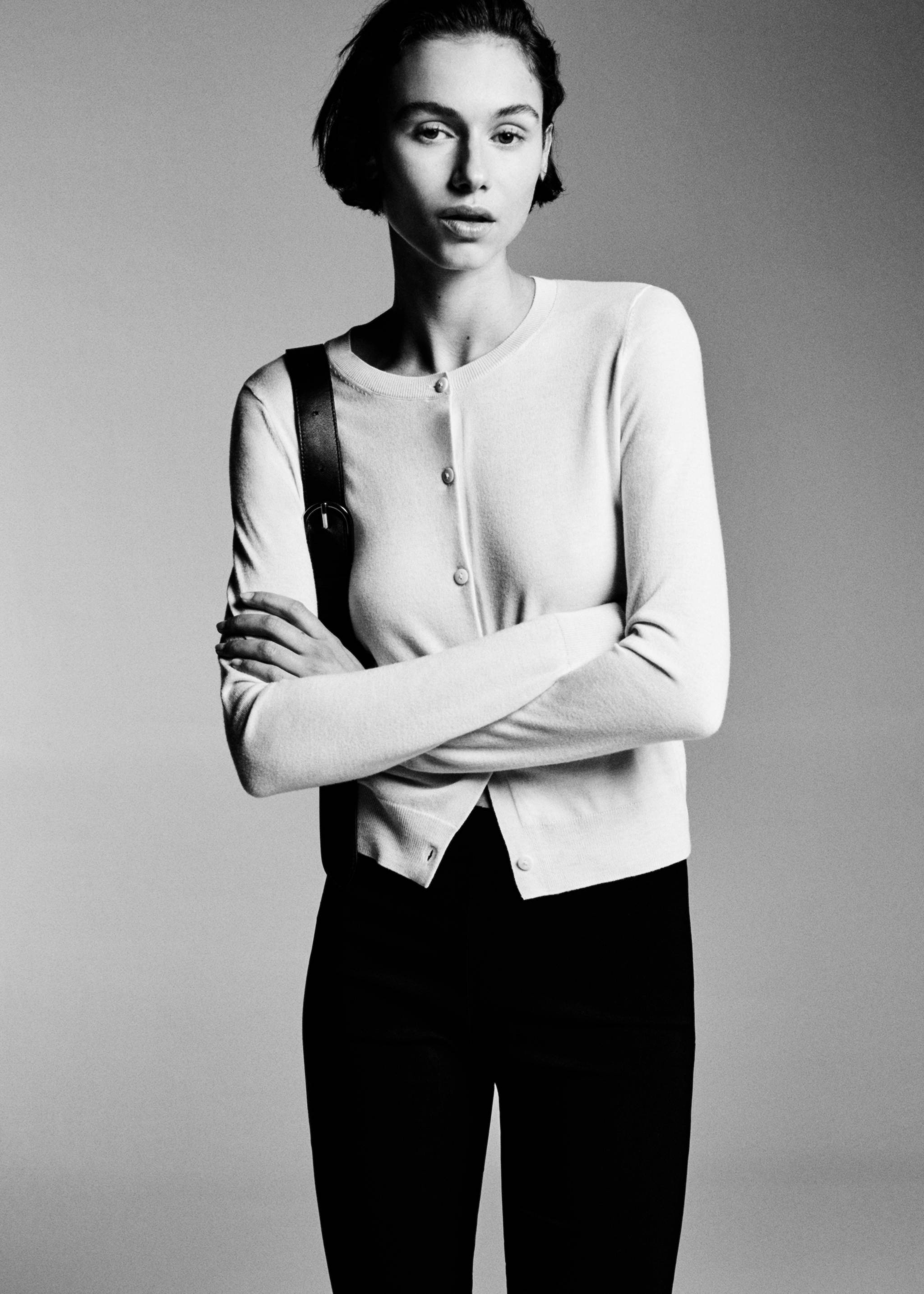 Button knit cardigan - Details of the article 6