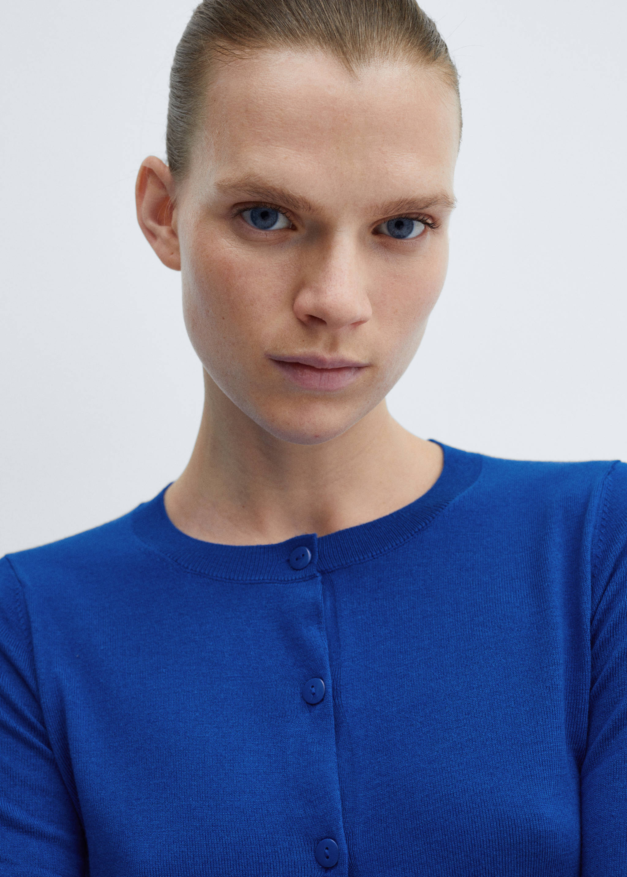 Button knit cardigan - Details of the article 1