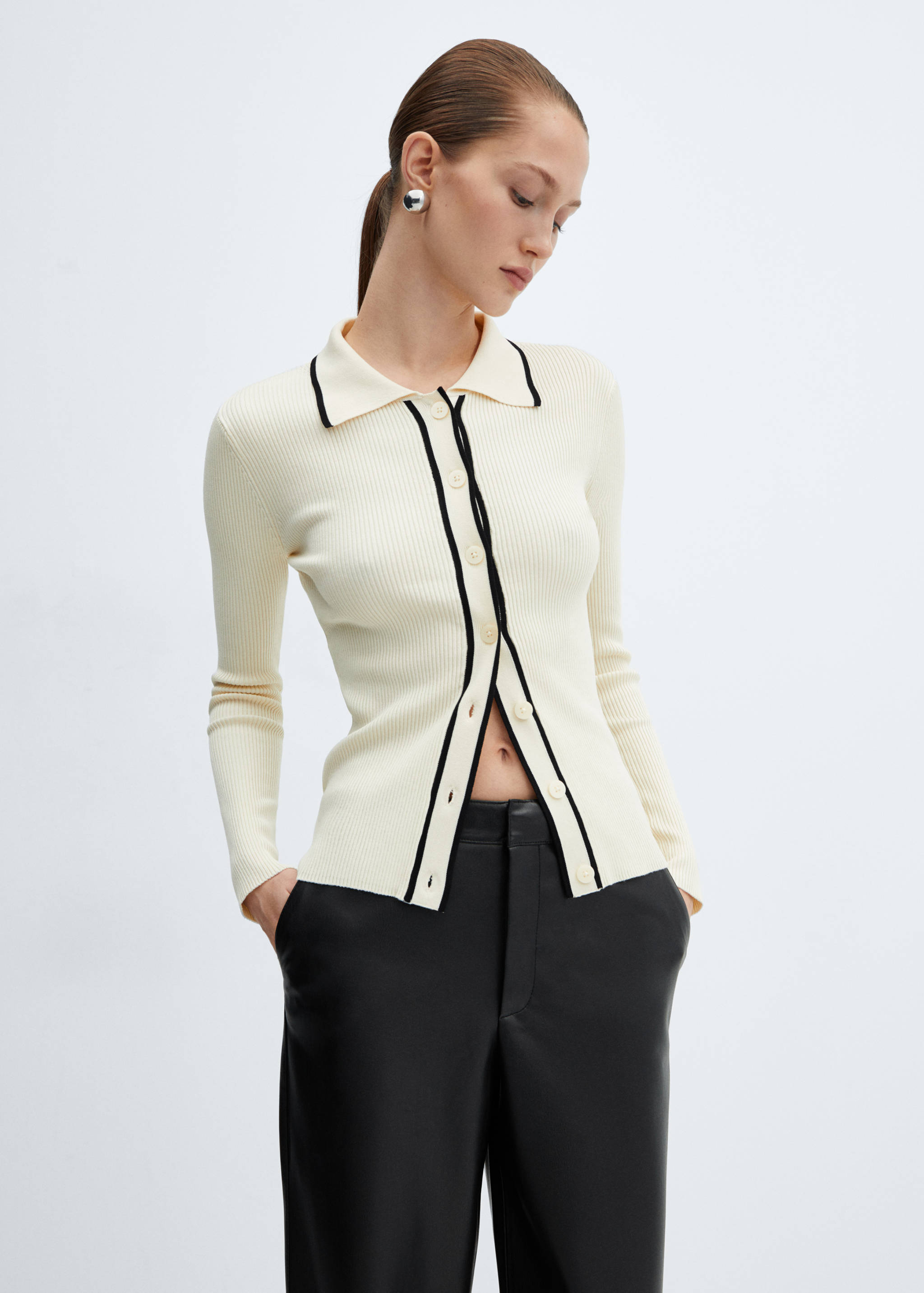 Pantalón tiro alto efecto piel - Detalle del artículo 1